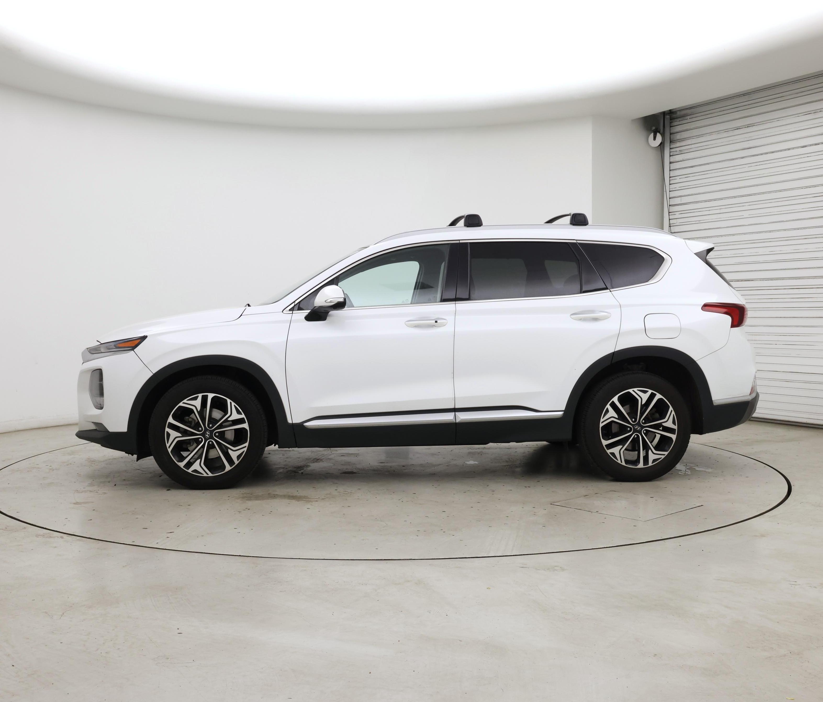 Thumbnail: 2019 Hyundai Santa Fe - 3
