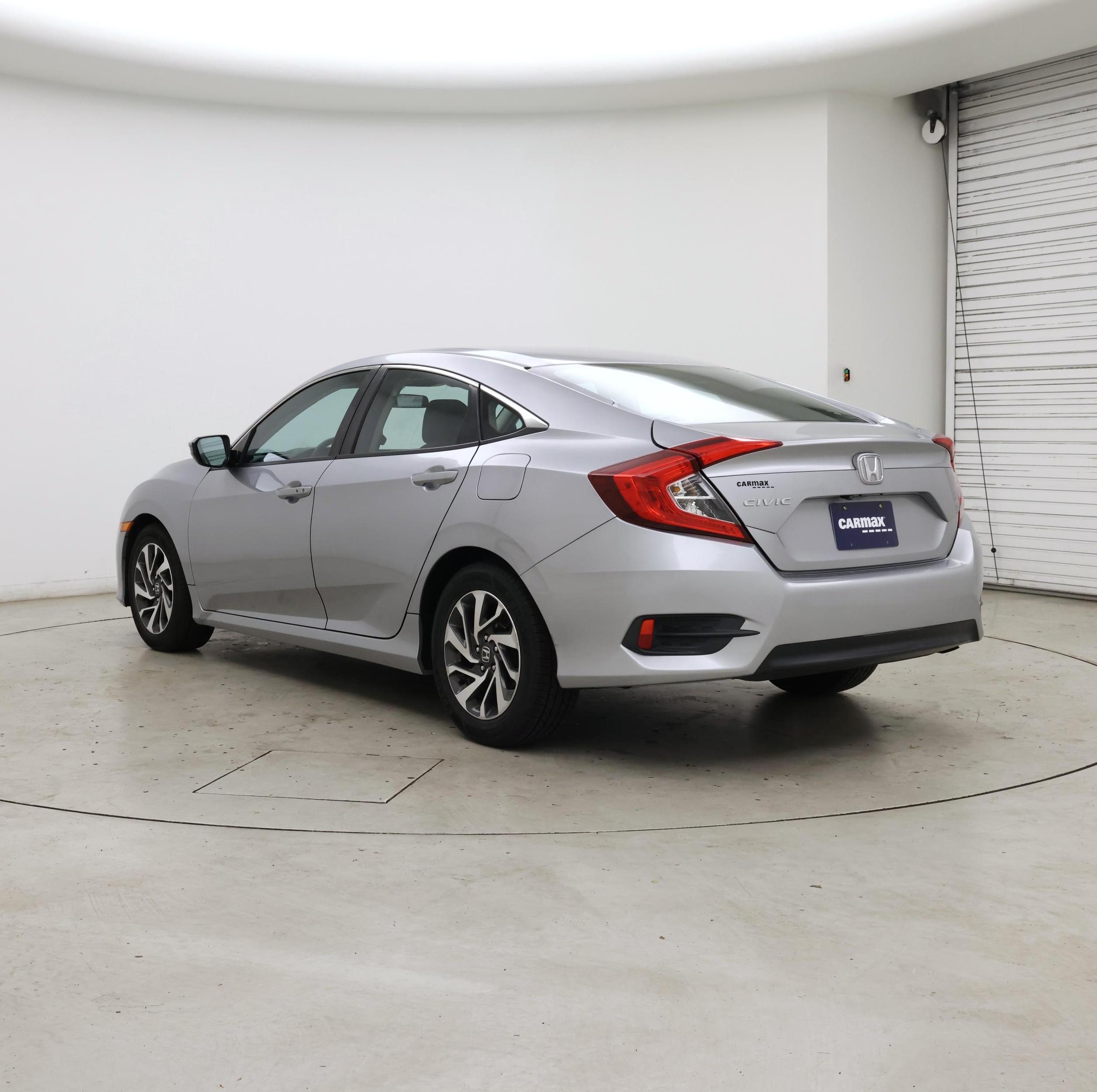 Thumbnail: 2016 Honda Civic - 2