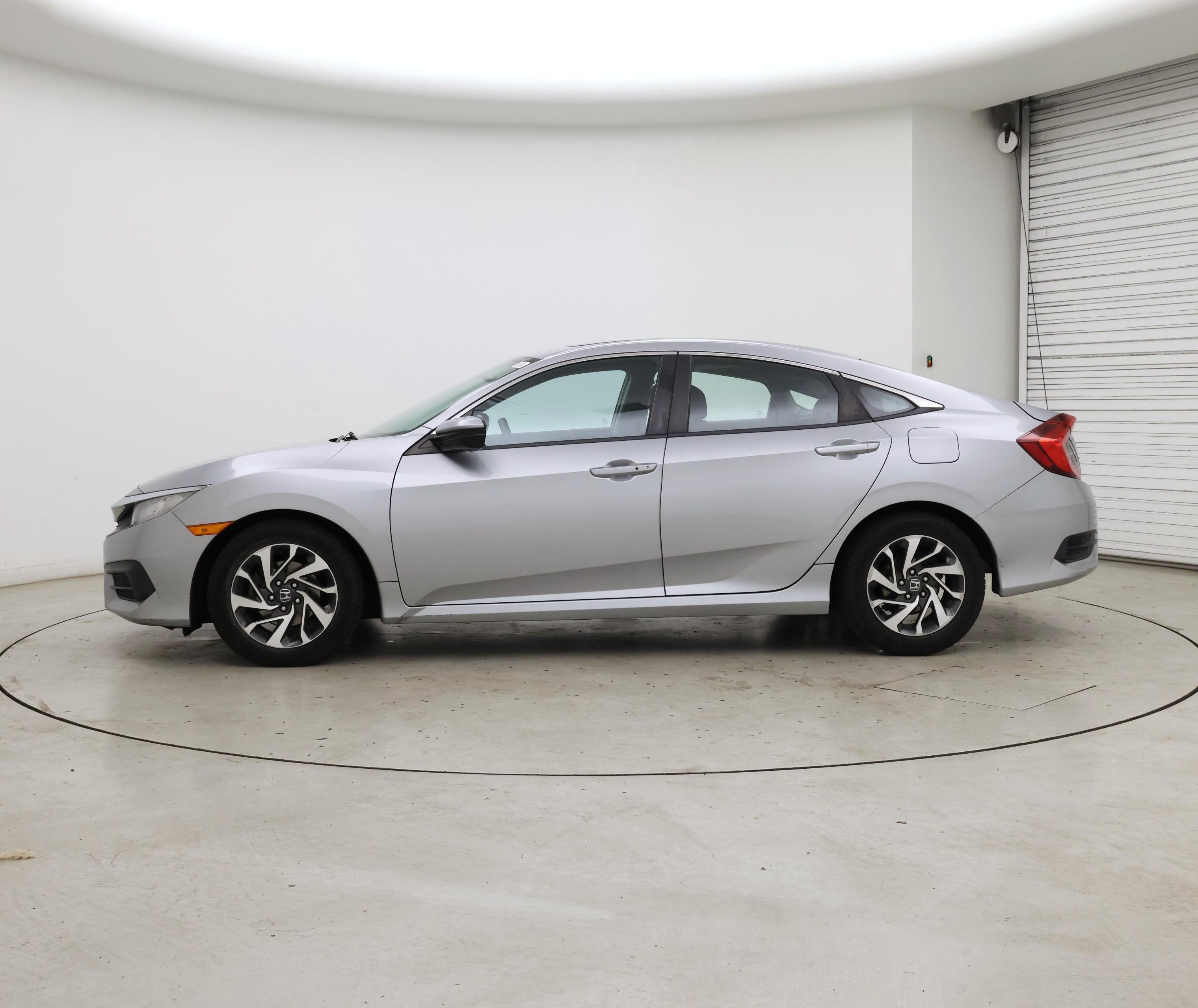 Thumbnail: 2016 Honda Civic - 3