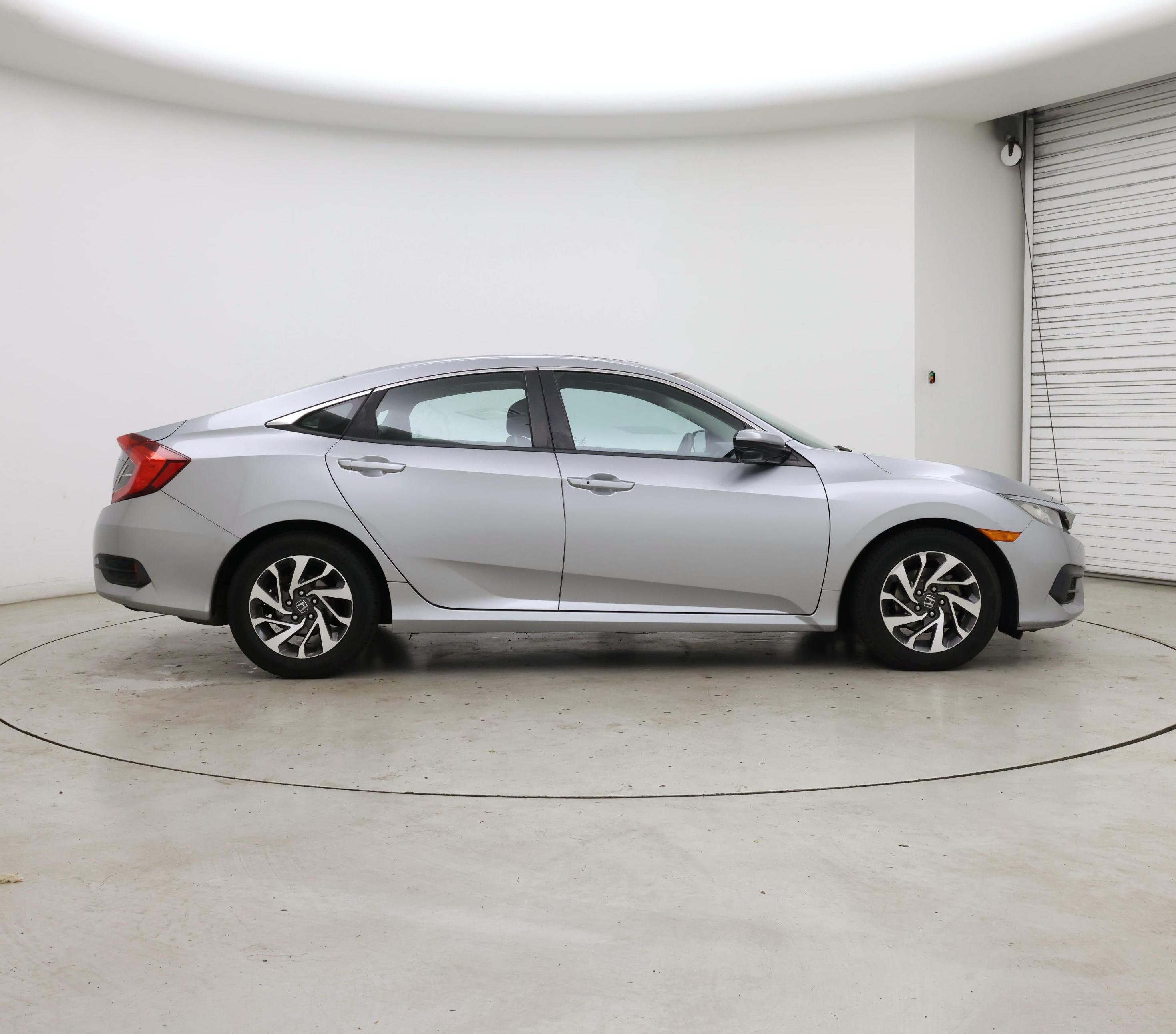 Thumbnail: 2016 Honda Civic - 7