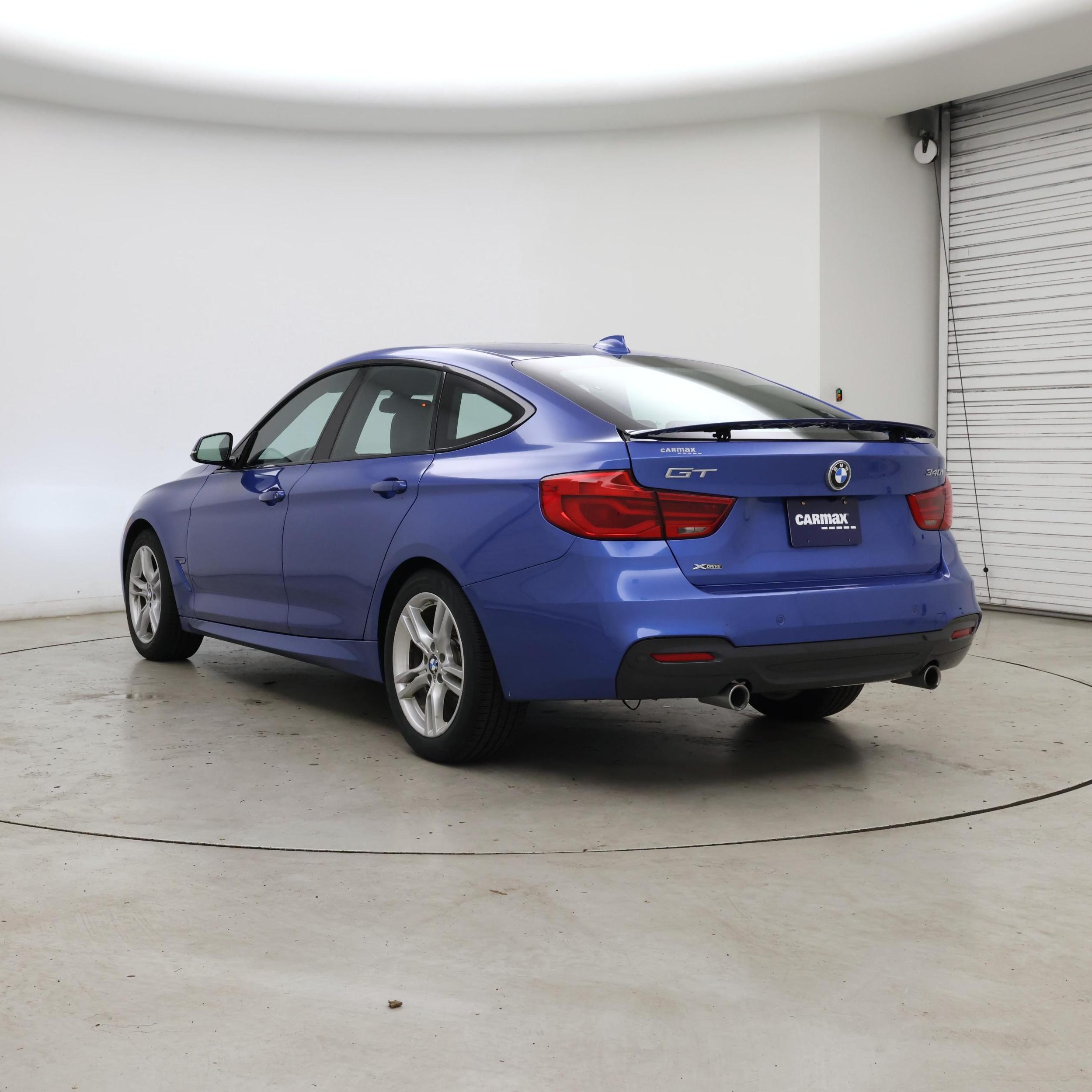 Thumbnail: 2018 BMW 3 Series - 2
