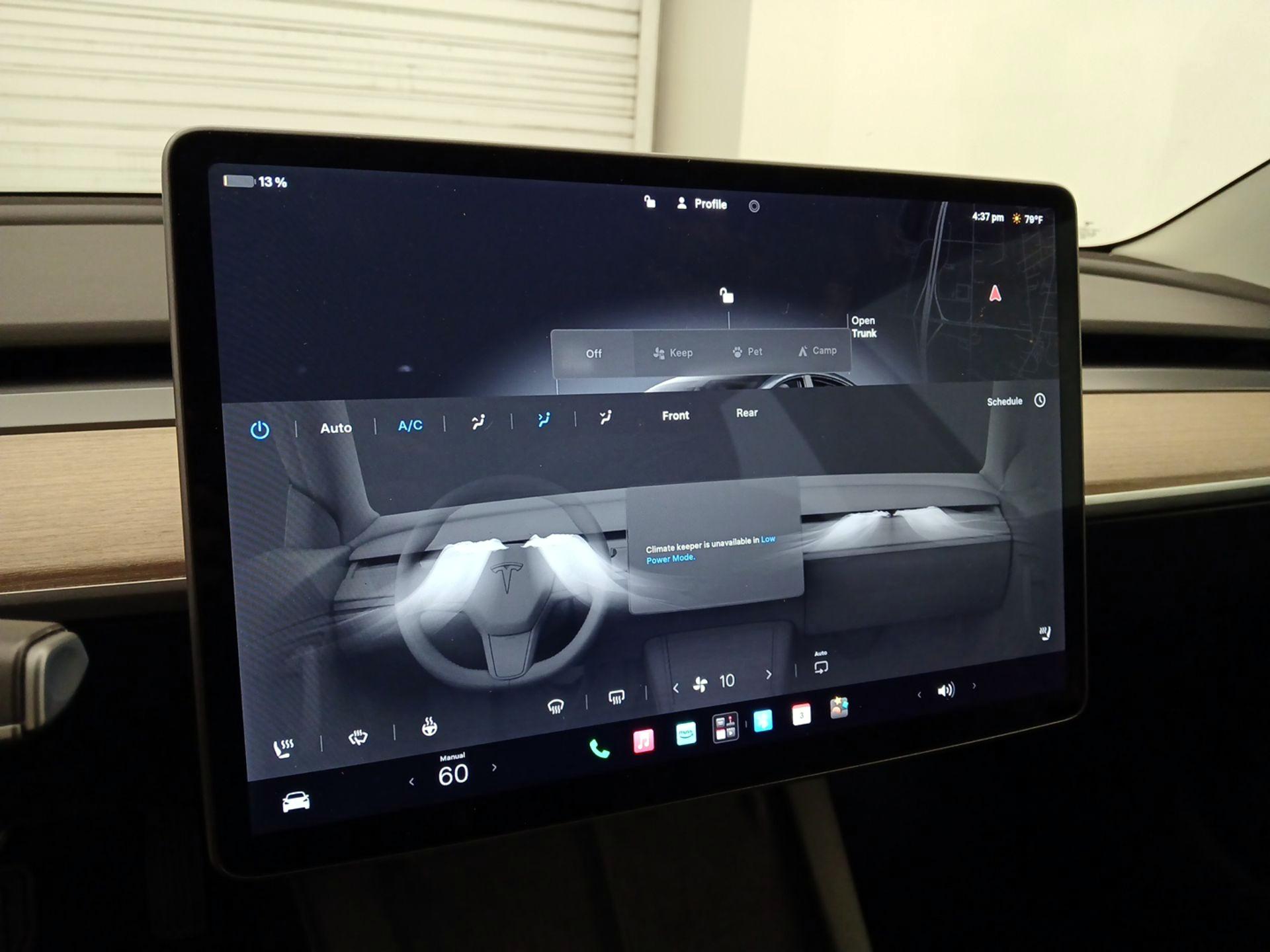 Thumbnail: 2022 Tesla Model 3 - 16