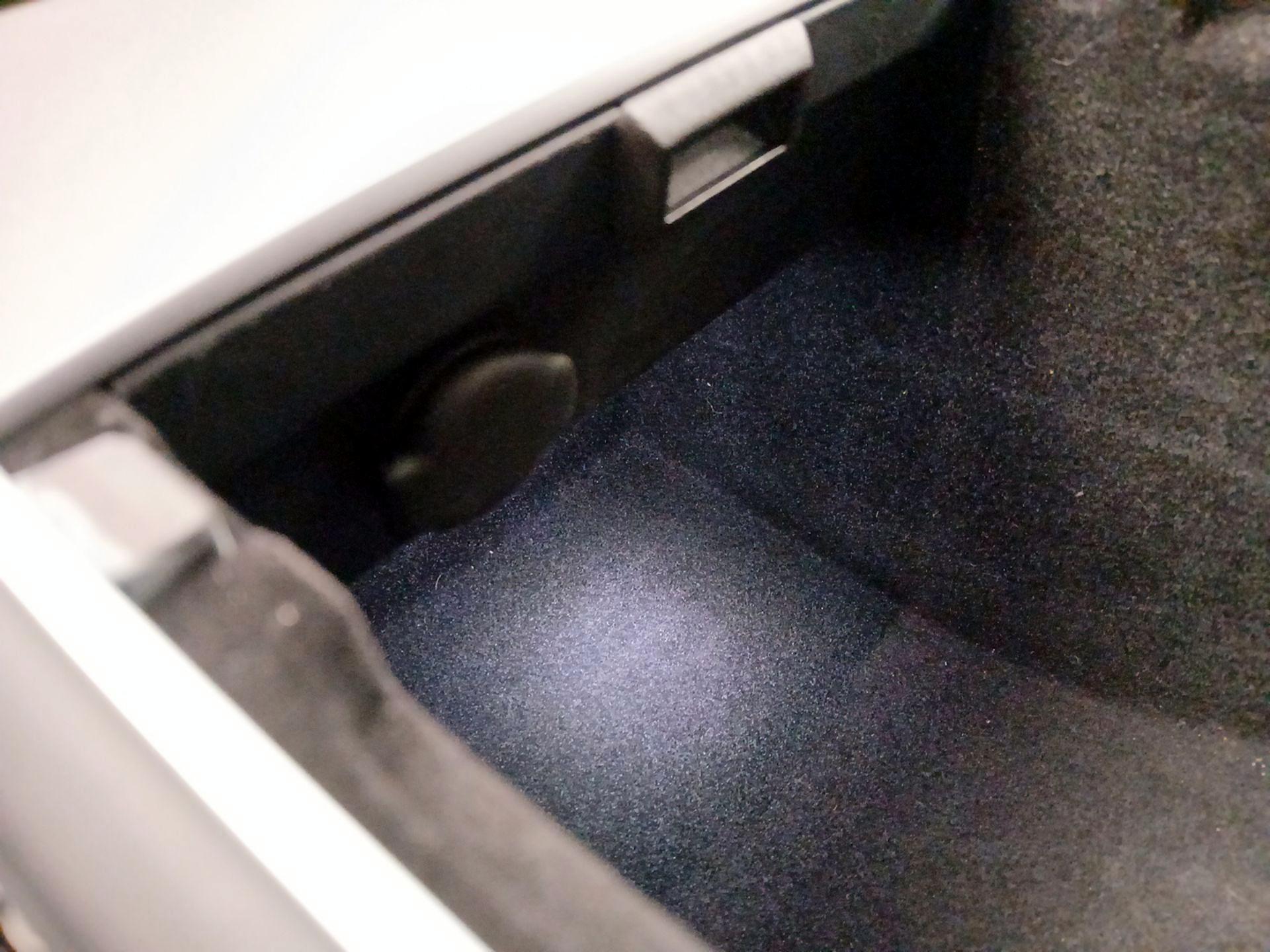 Thumbnail: 2022 Tesla Model 3 - 18