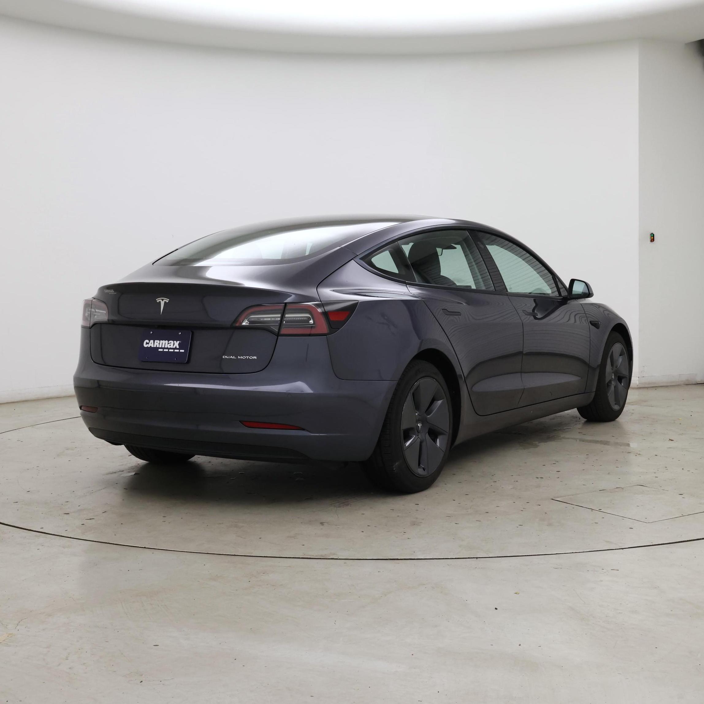 Thumbnail: 2022 Tesla Model 3 - 8