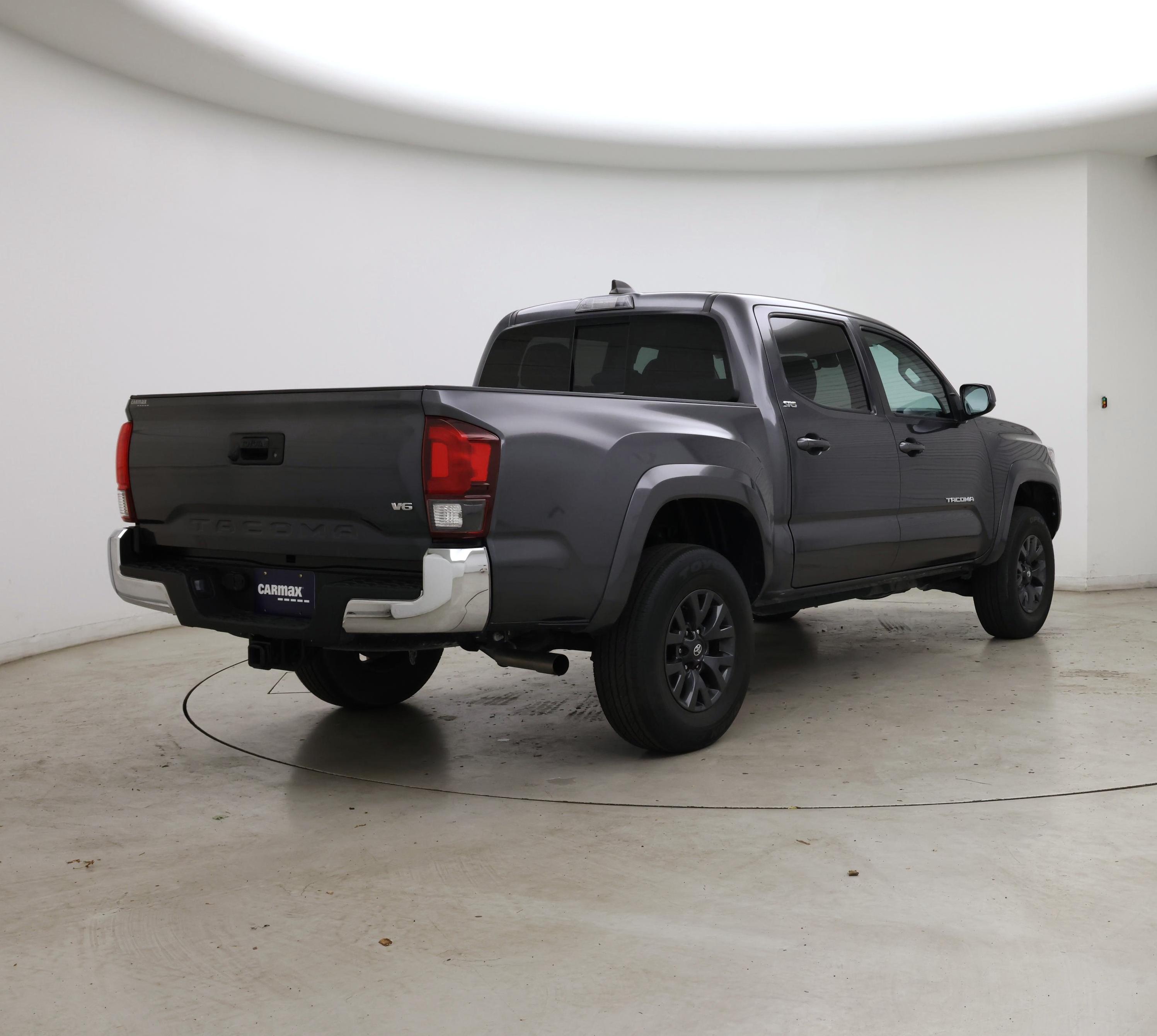 Thumbnail: 2023 Toyota Tacoma - 8