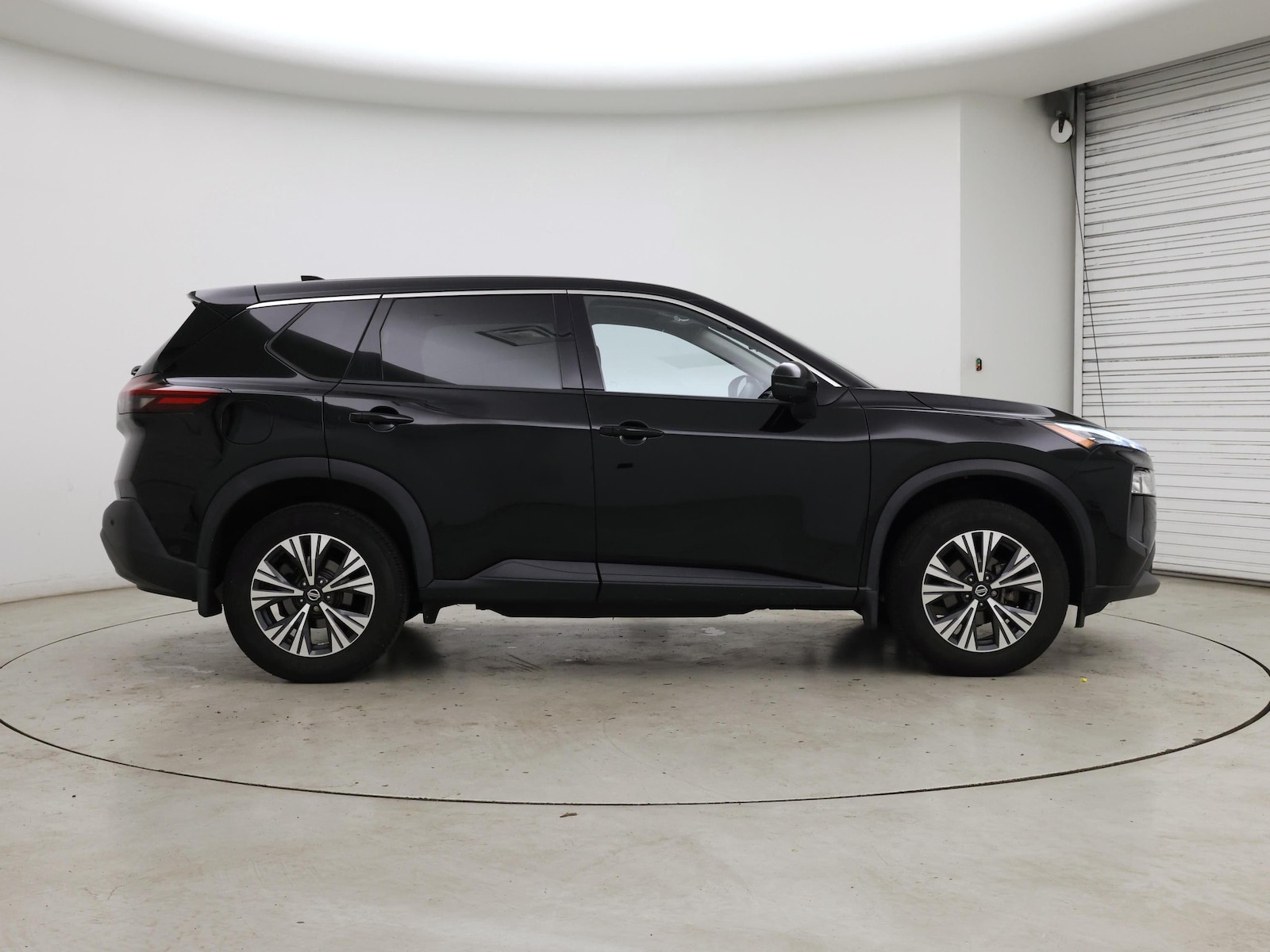 2021 Nissan Rogue SV - Photo 8