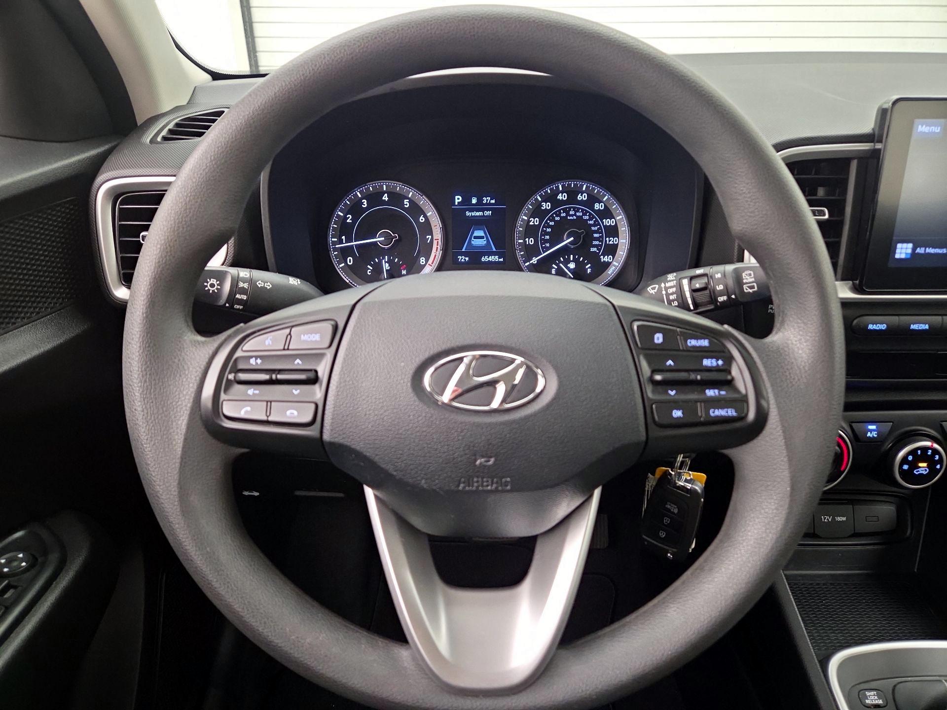 Thumbnail: 2022 Hyundai Venue - 10