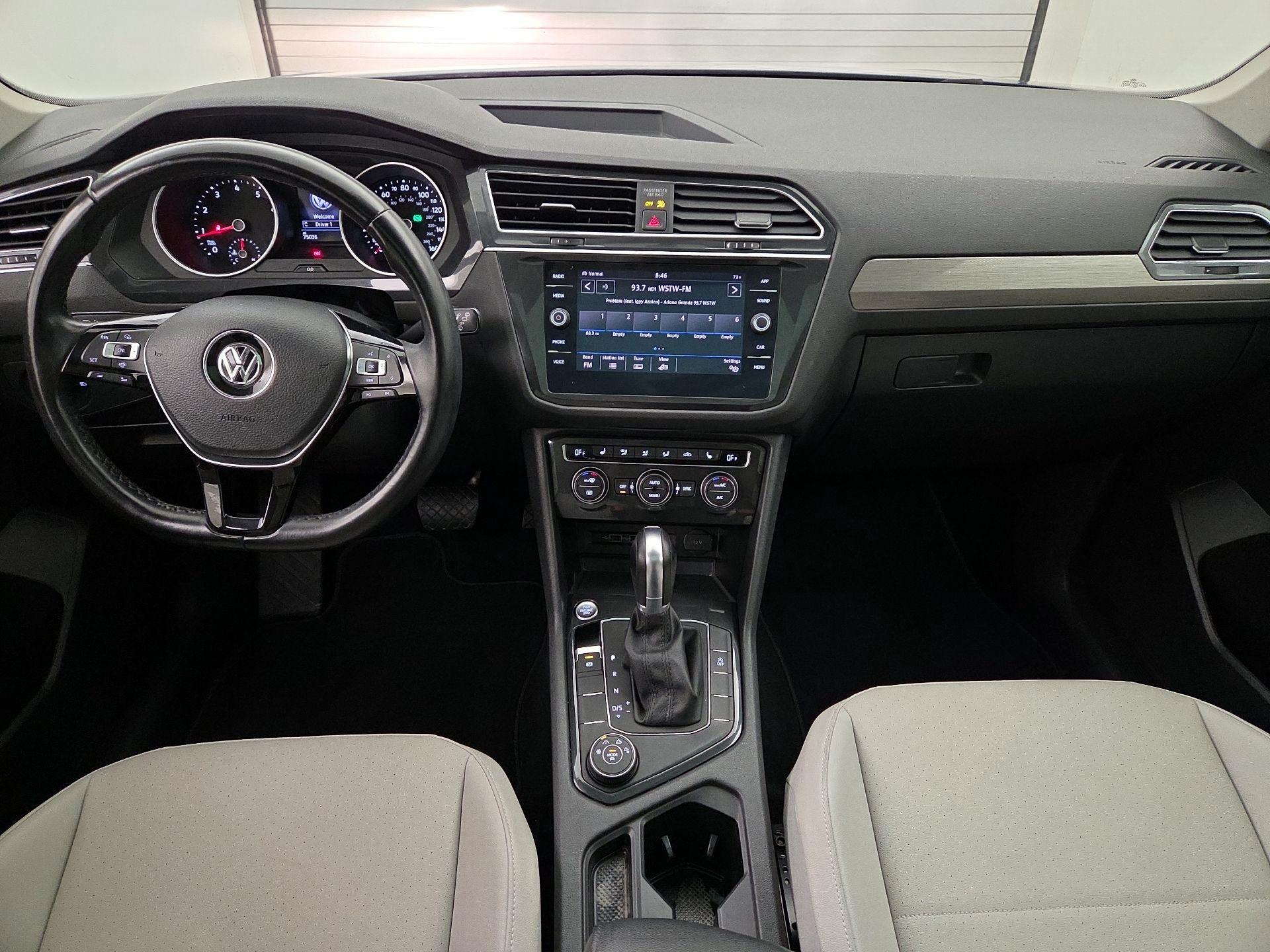 Thumbnail: 2019 Volkswagen Tiguan - 9