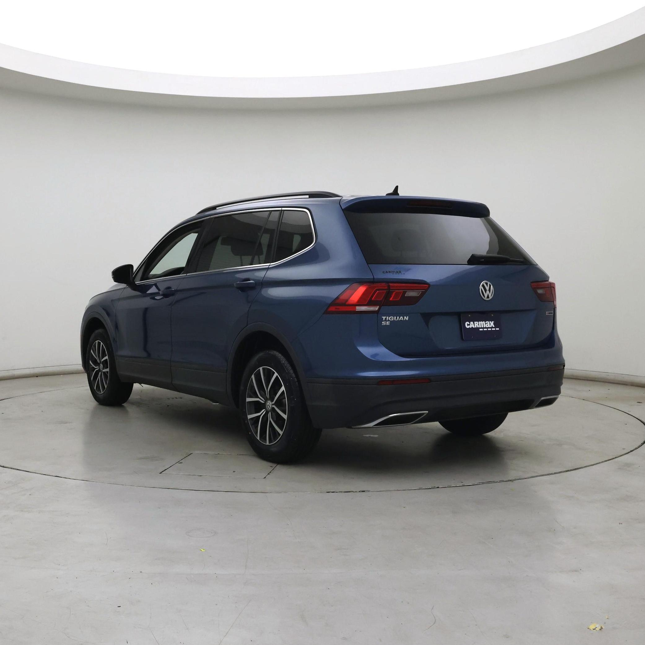Thumbnail: 2019 Volkswagen Tiguan - 2