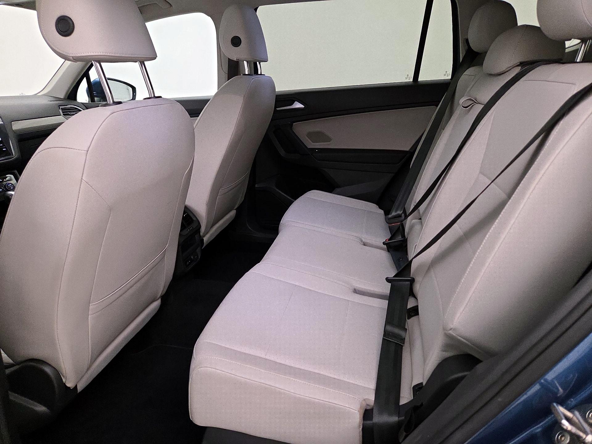 Thumbnail: 2019 Volkswagen Tiguan - 19