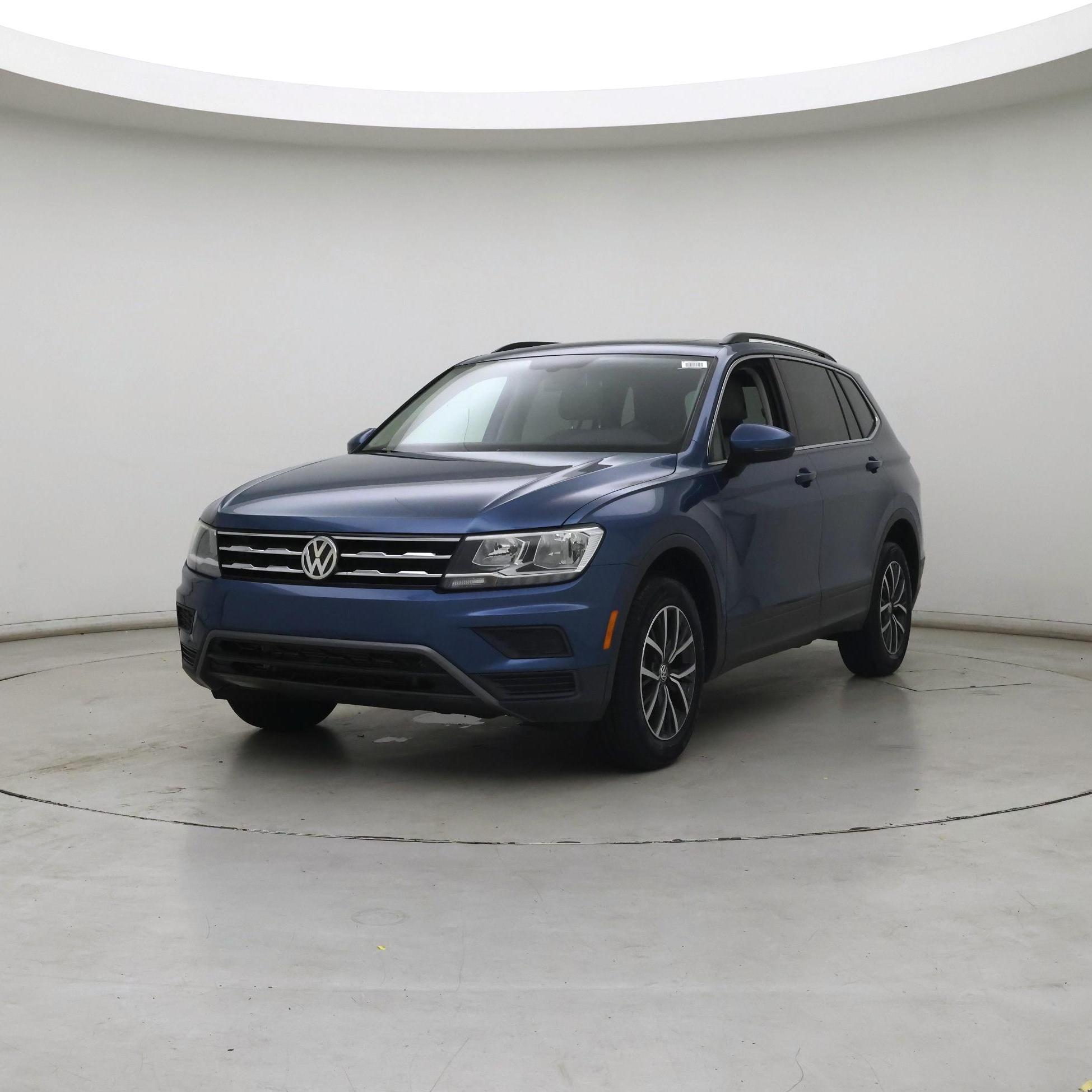 Thumbnail: 2019 Volkswagen Tiguan - 4