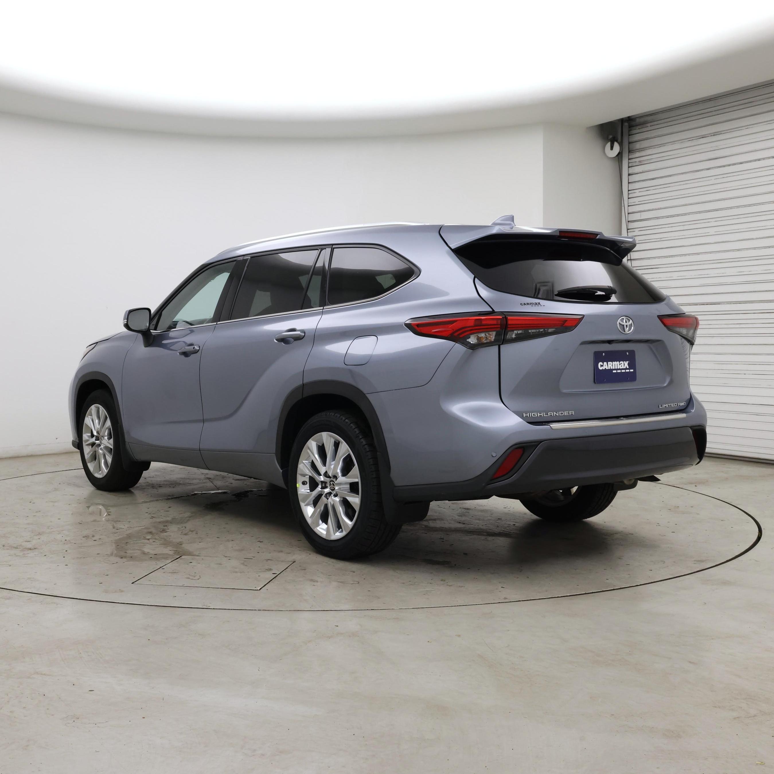 Thumbnail: 2020 Toyota Highlander - 2