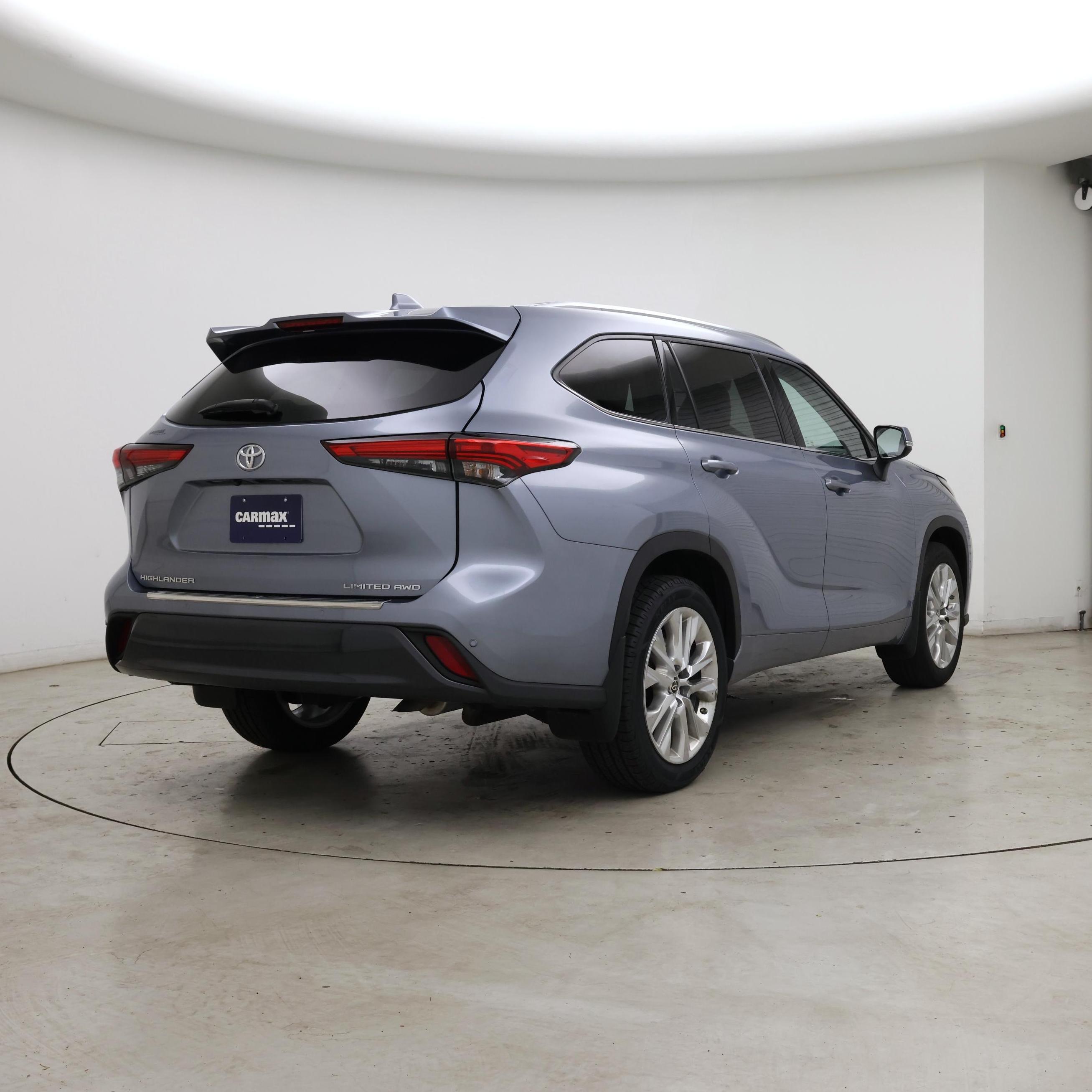Thumbnail: 2020 Toyota Highlander - 8