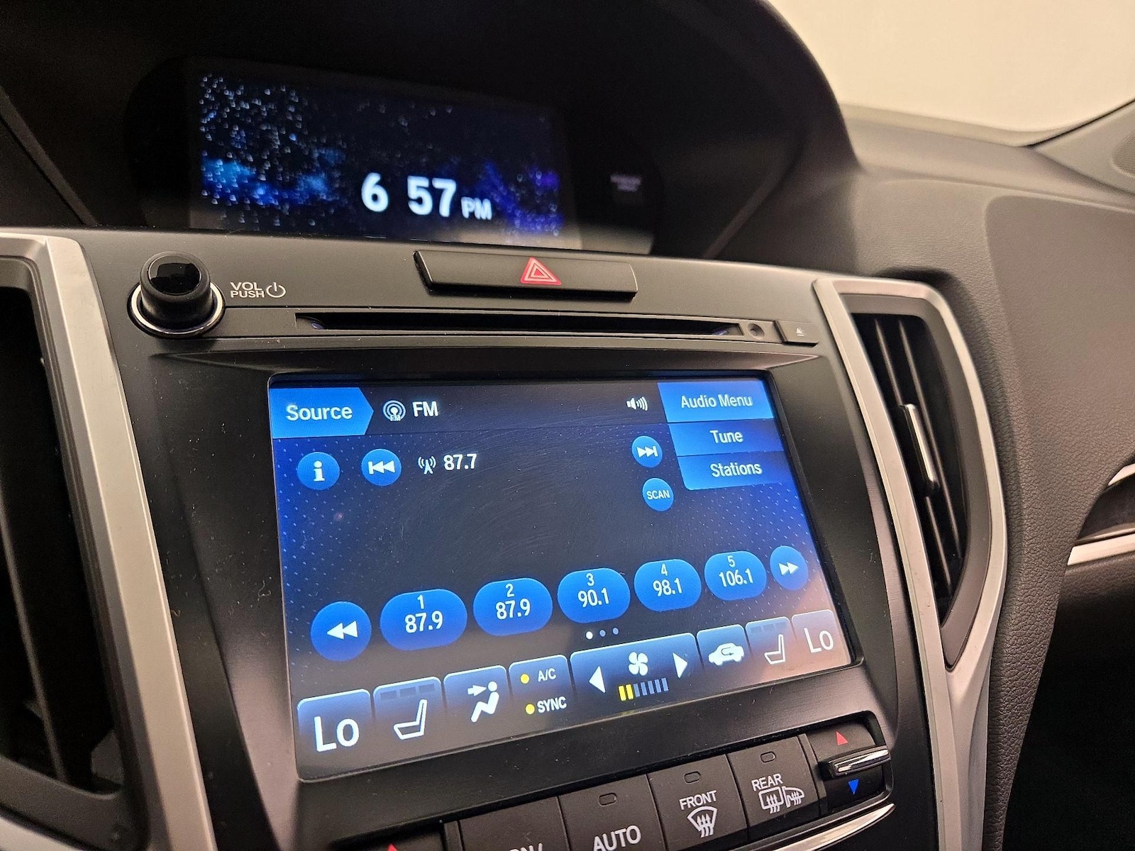 2019 Acura TLX Base - Photo 15