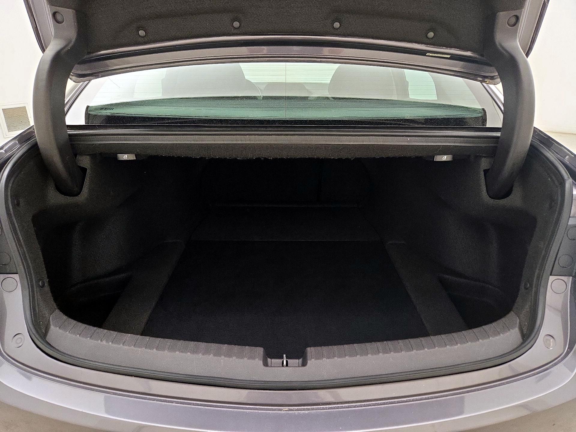 Thumbnail: 2019 Acura TLX - 17