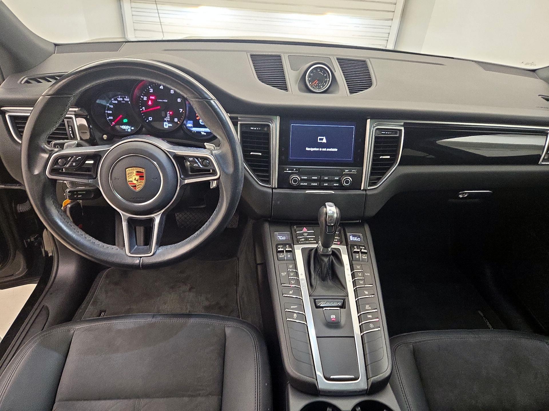 Thumbnail: 2018 Porsche Macan - 9