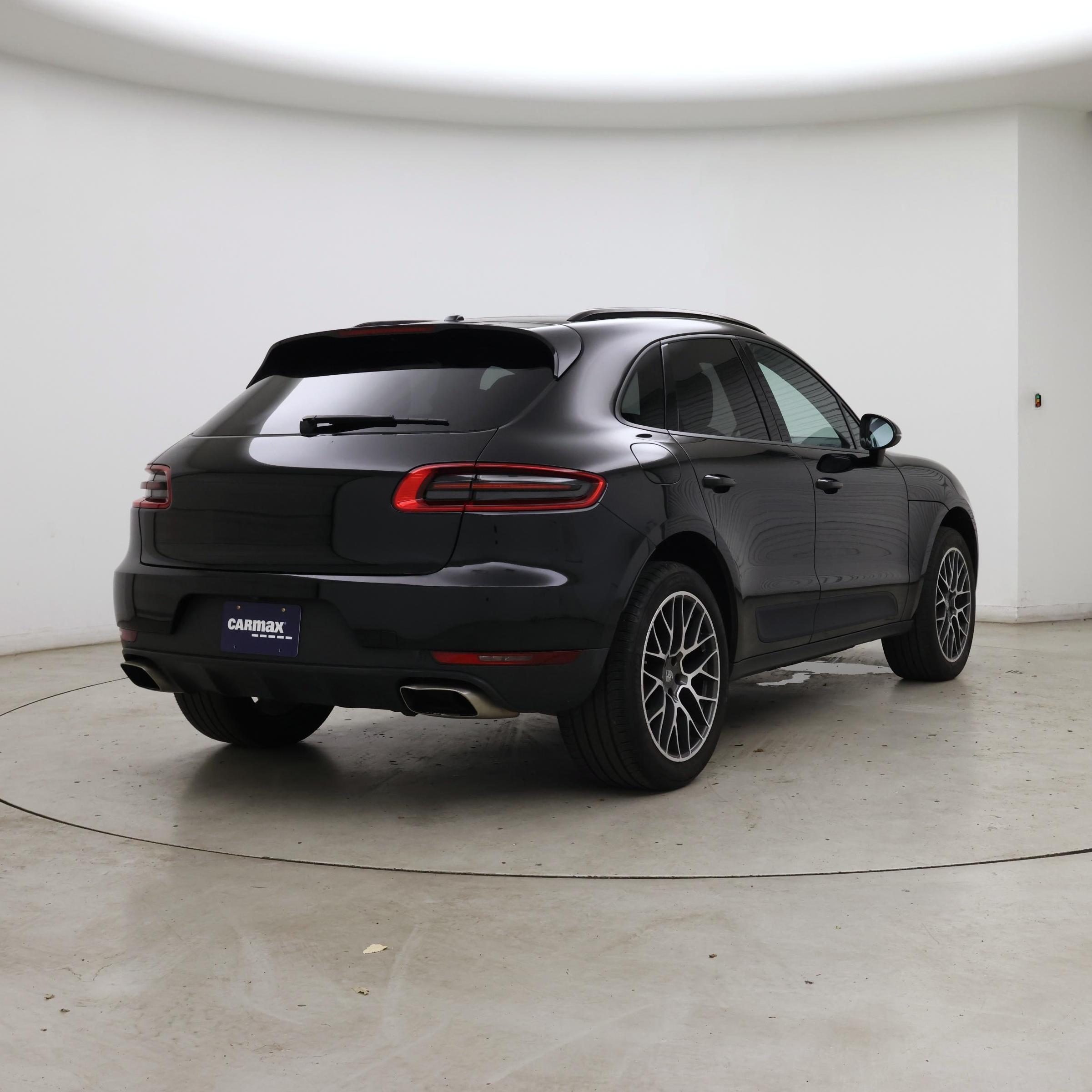 Thumbnail: 2018 Porsche Macan - 8