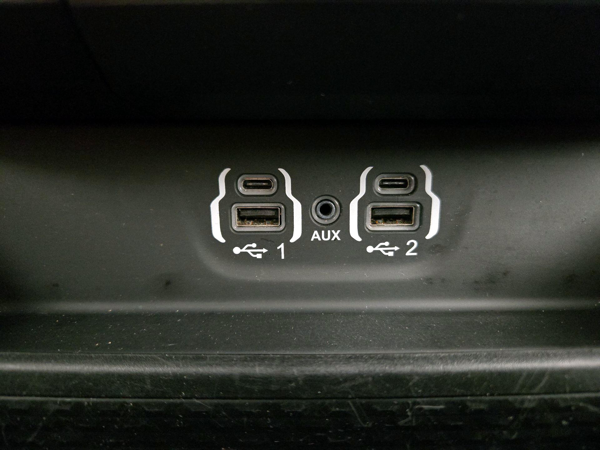Thumbnail: 2021 RAM 1500 - 18