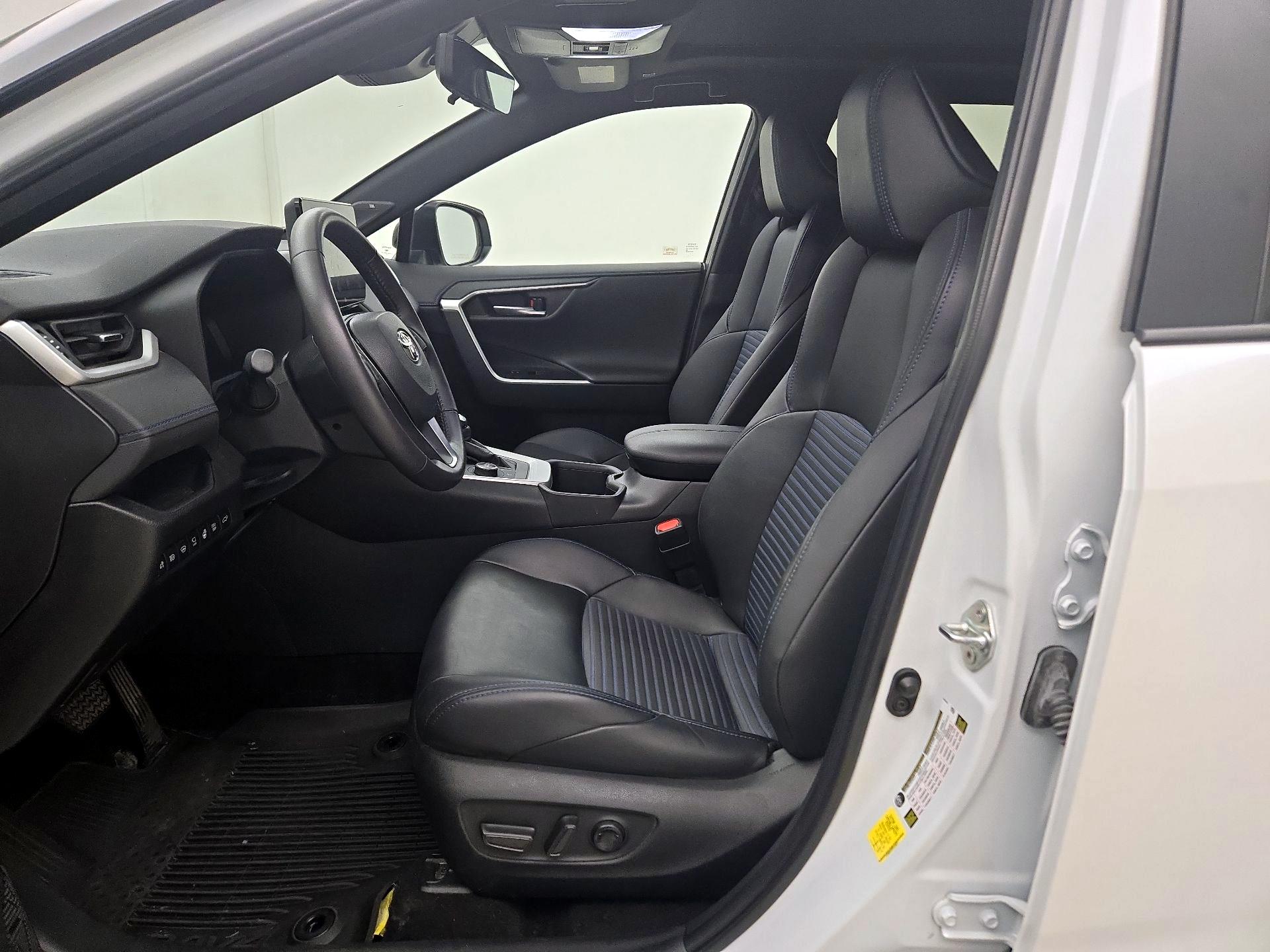 Thumbnail: 2023 Toyota RAV4 - 11