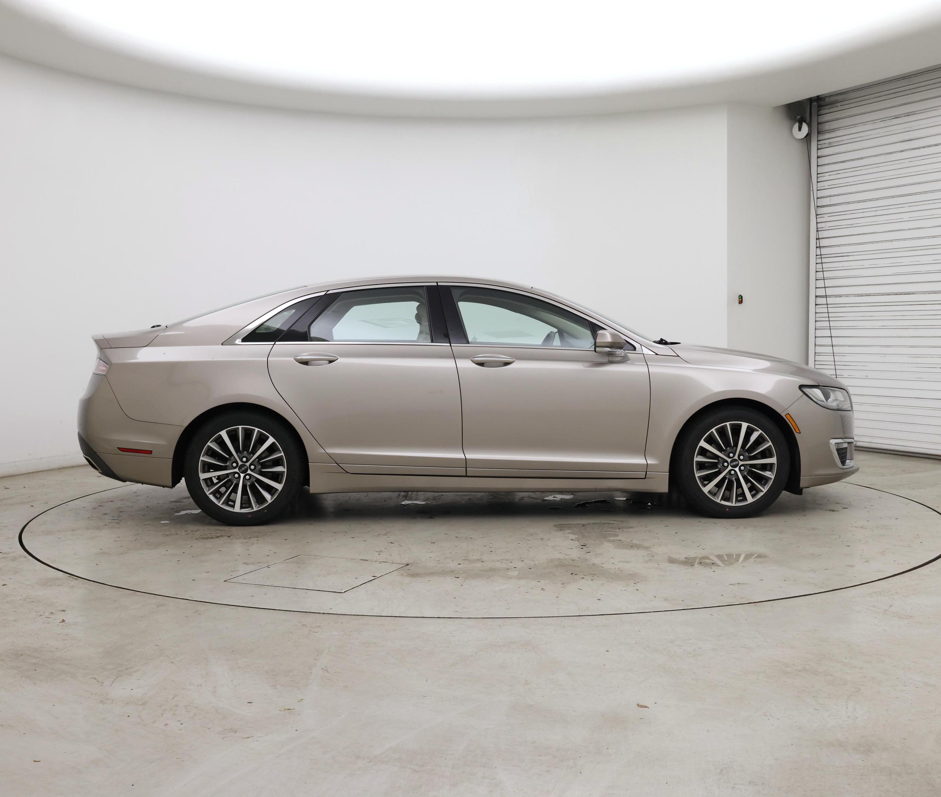 Thumbnail: 2019 Lincoln MKZ - 7