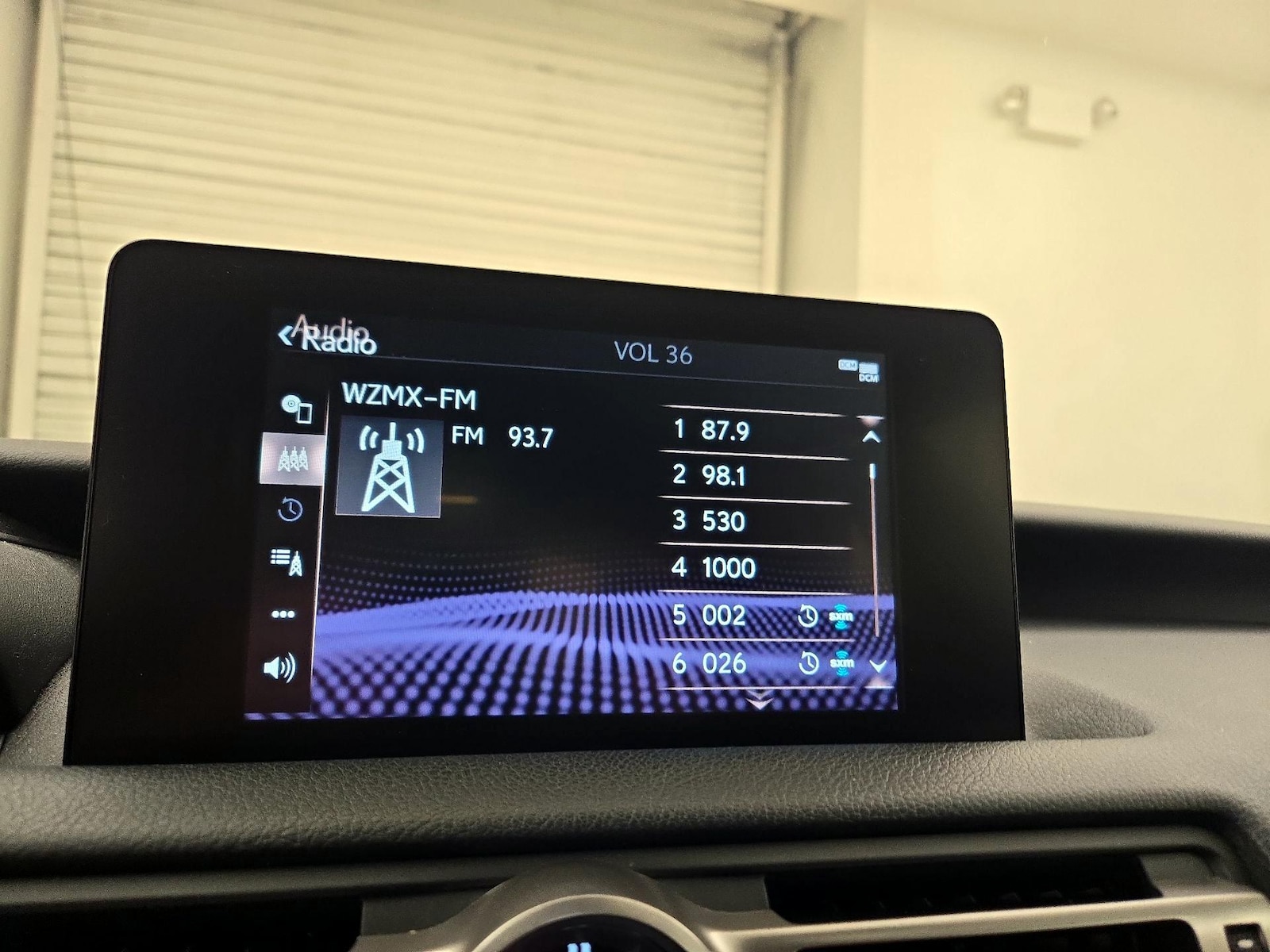 2022 Lexus IS 350 F SPORT - Photo 16