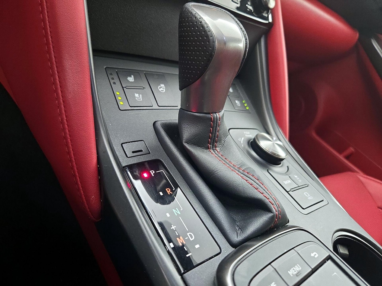 2022 Lexus IS 350 F SPORT - Photo 18