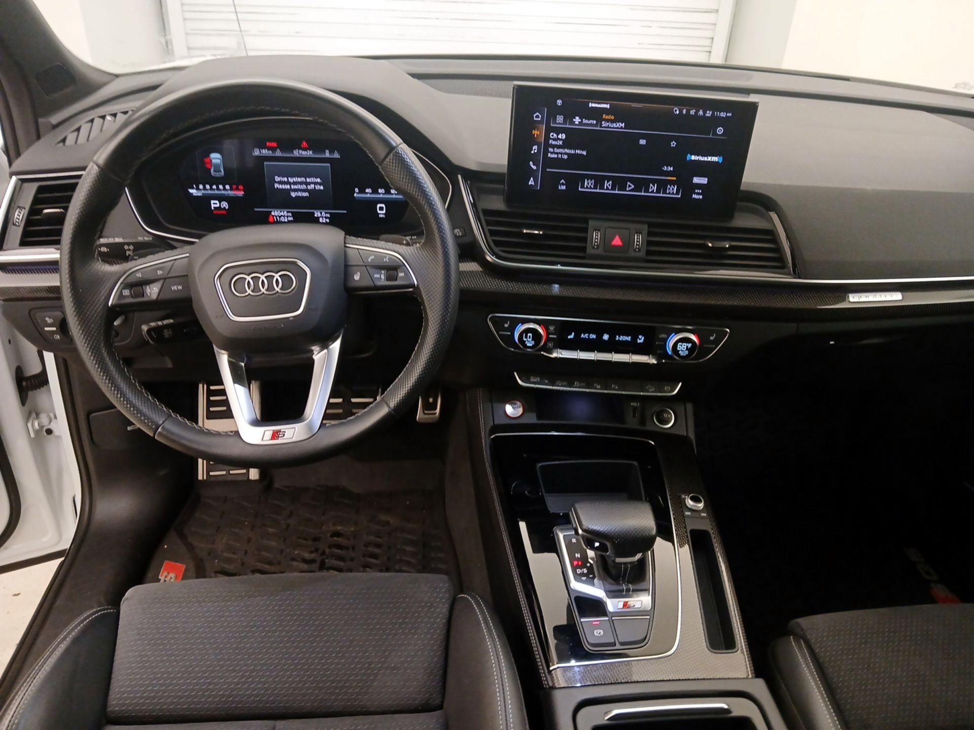 Thumbnail: 2022 Audi SQ5 - 9
