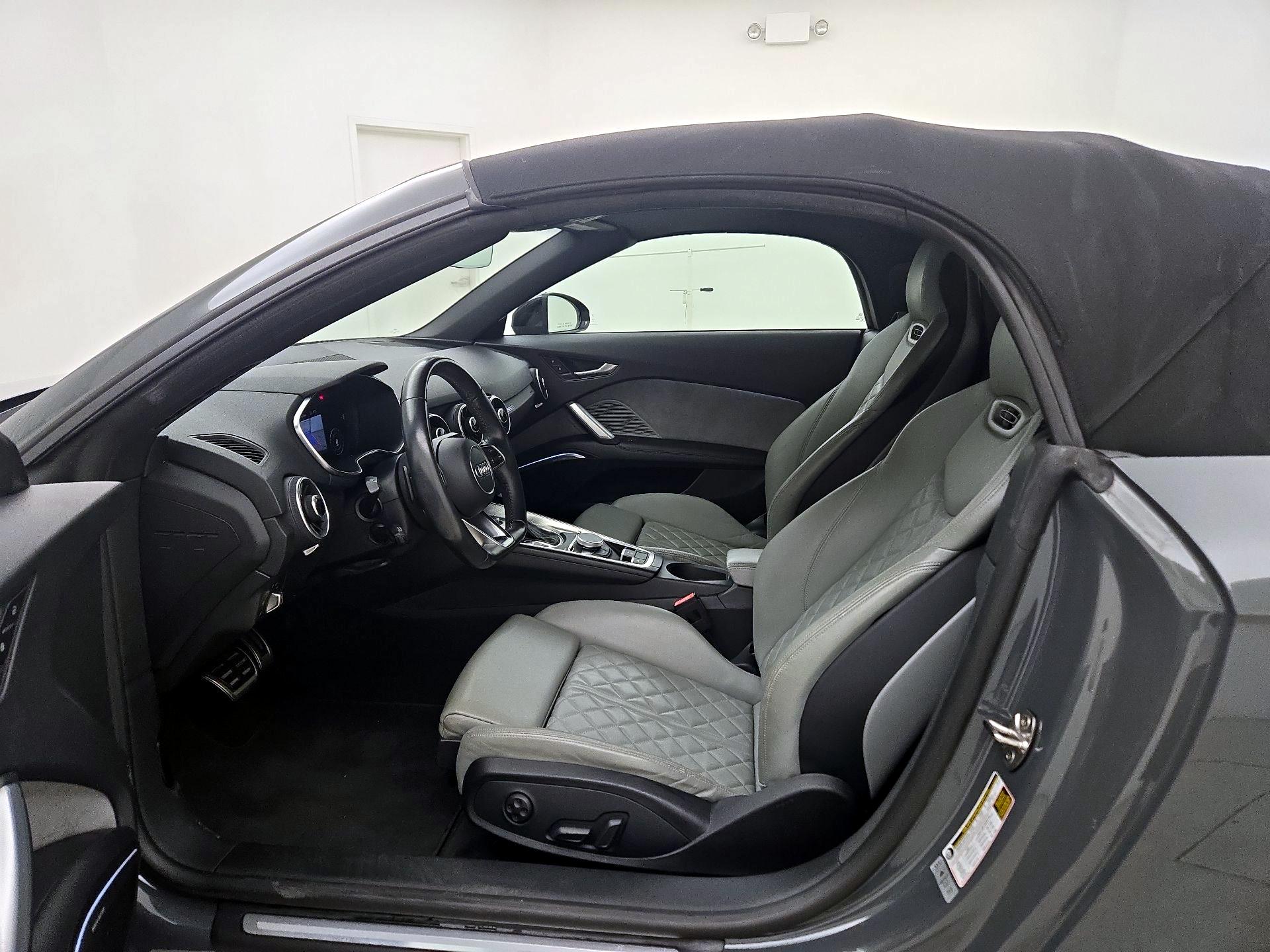Thumbnail: 2017 Audi TT - 11