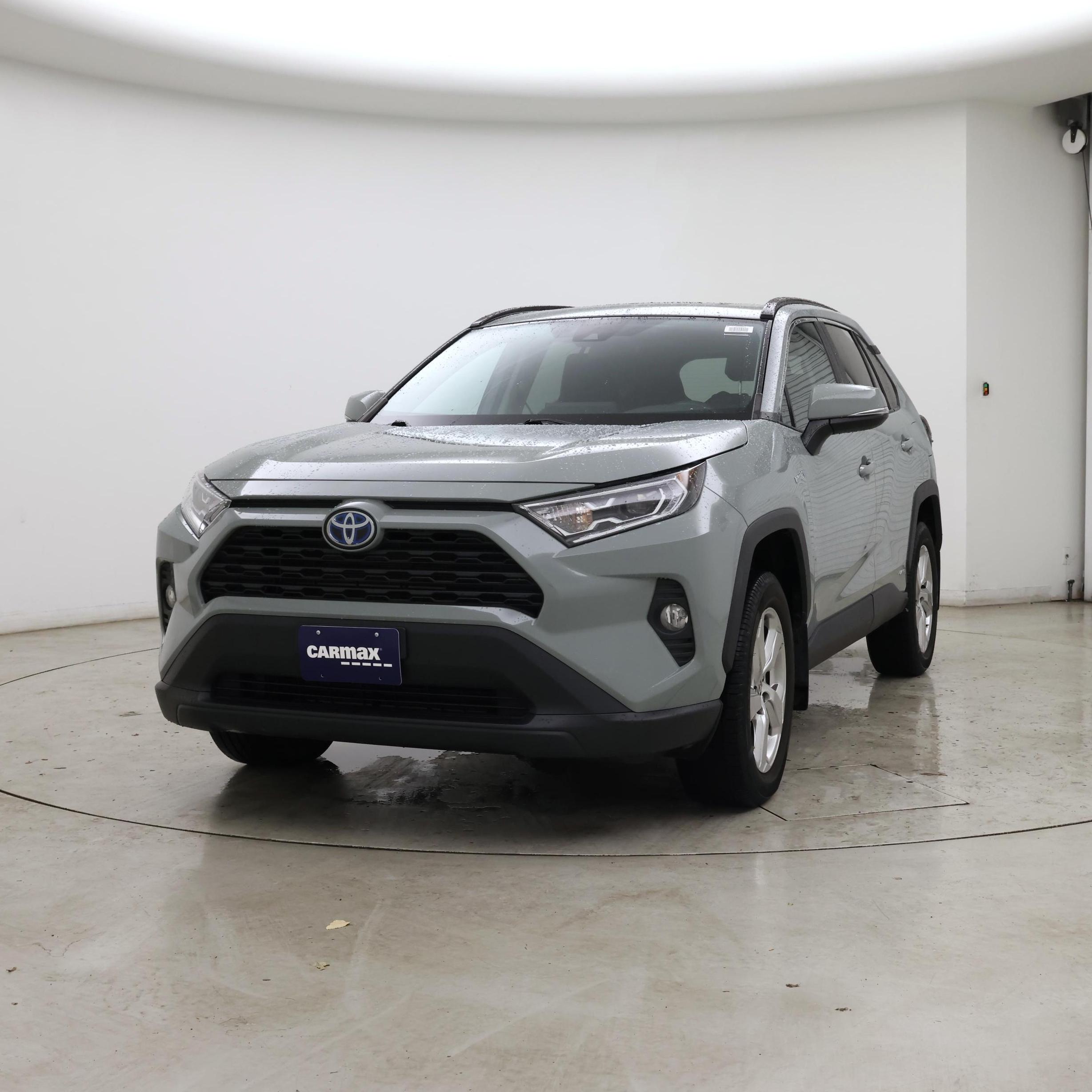 Thumbnail: 2021 Toyota RAV4 - 4