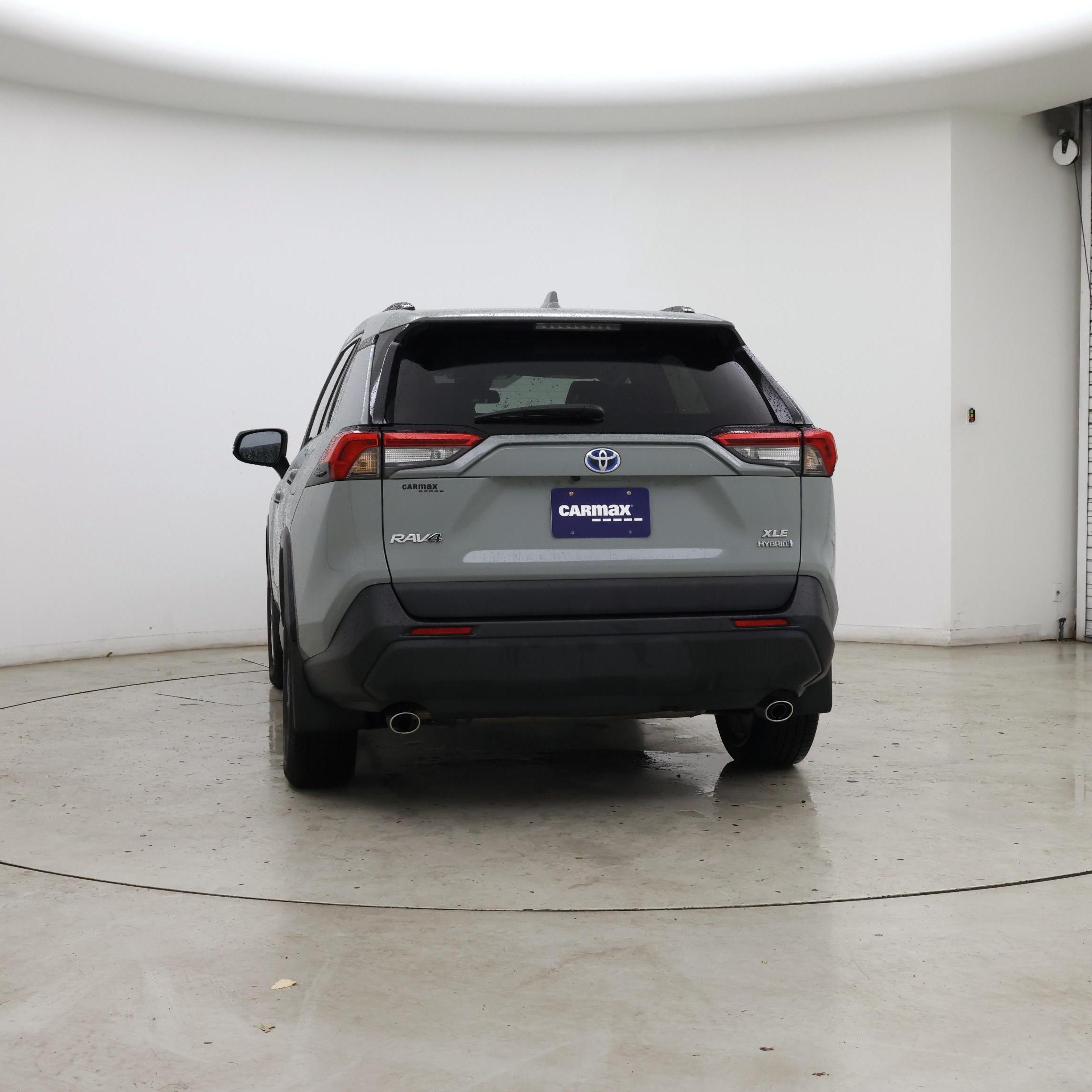 Thumbnail: 2021 Toyota RAV4 - 6