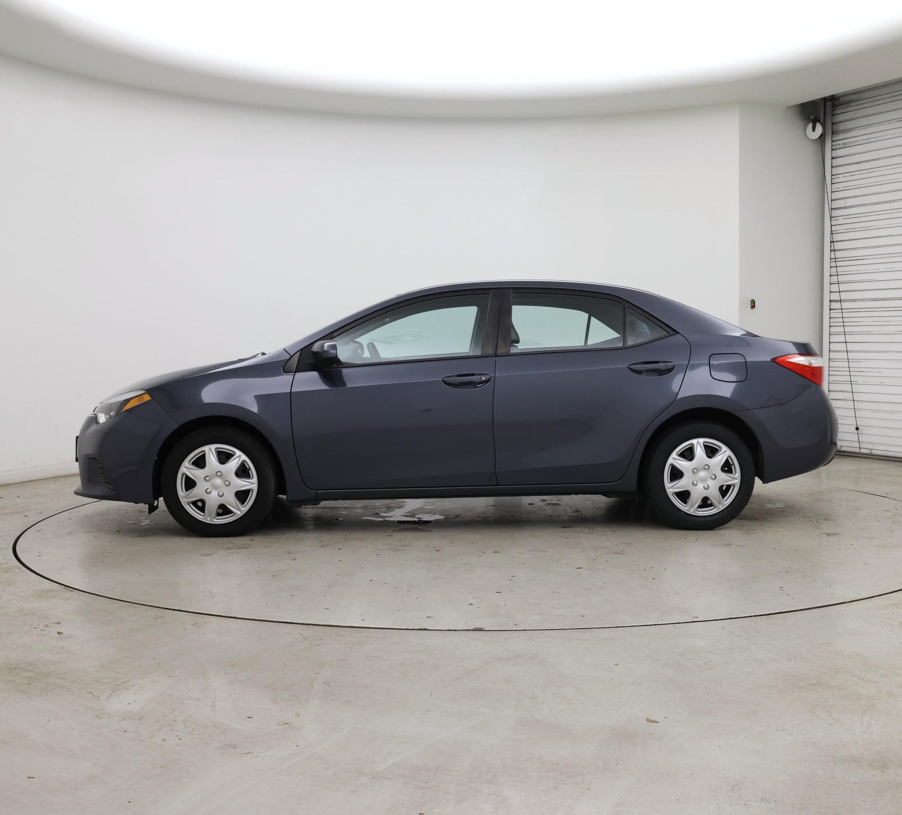 Thumbnail: 2015 Toyota Corolla - 3