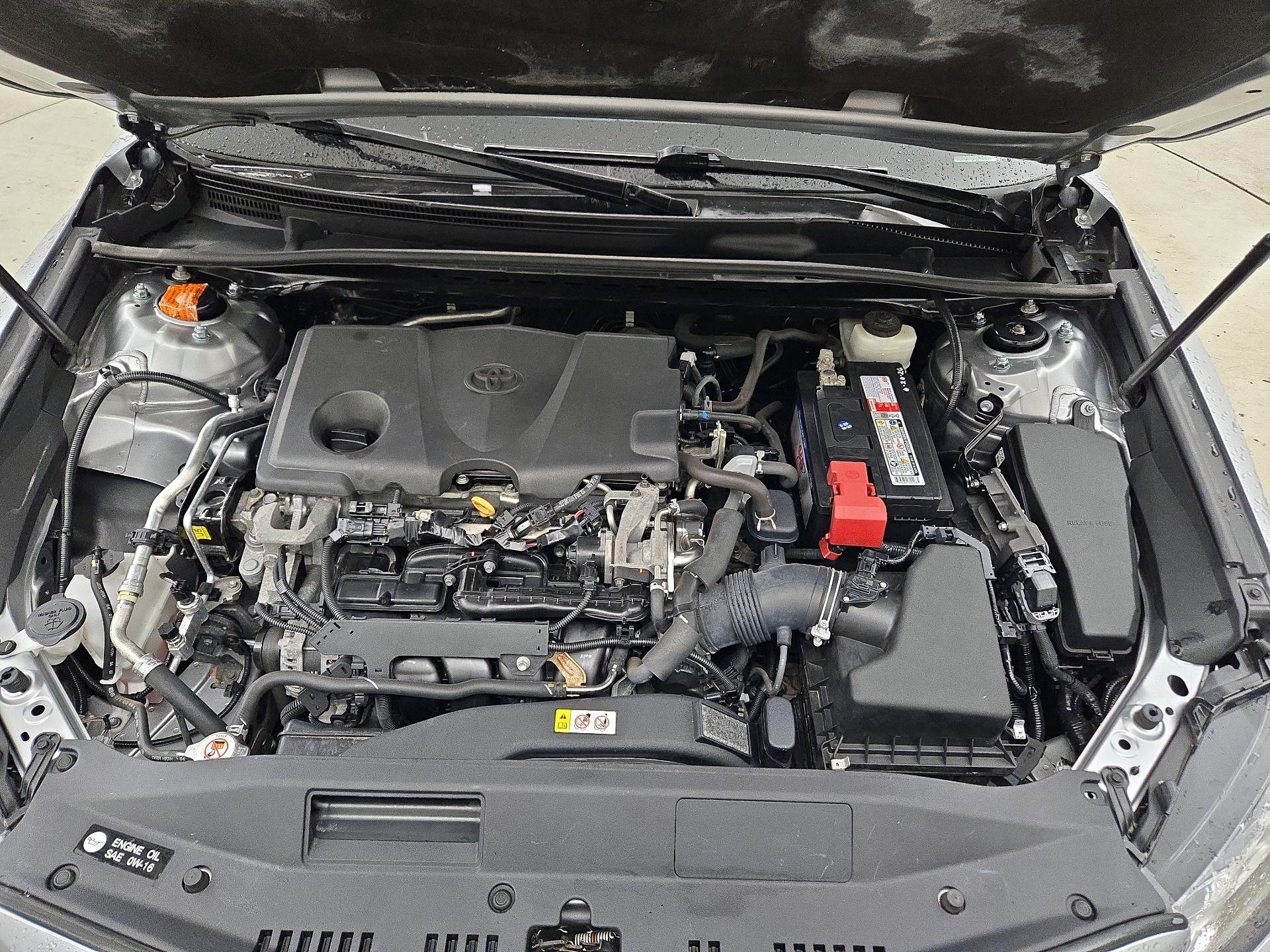 Thumbnail: 2019 Toyota Camry - 18