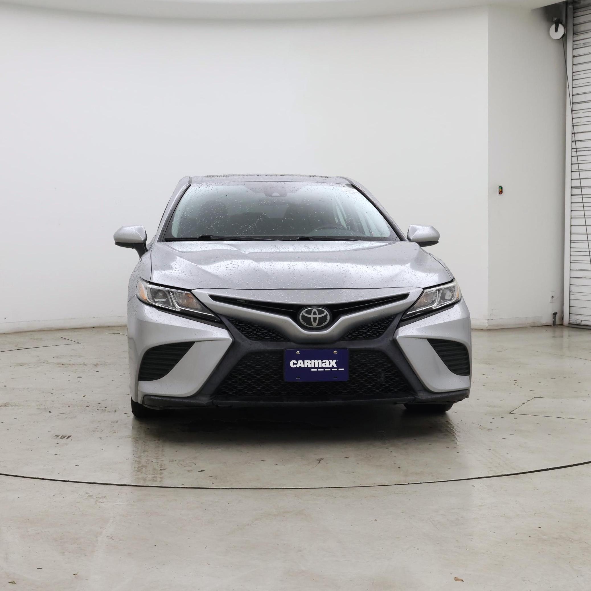 Thumbnail: 2019 Toyota Camry - 5