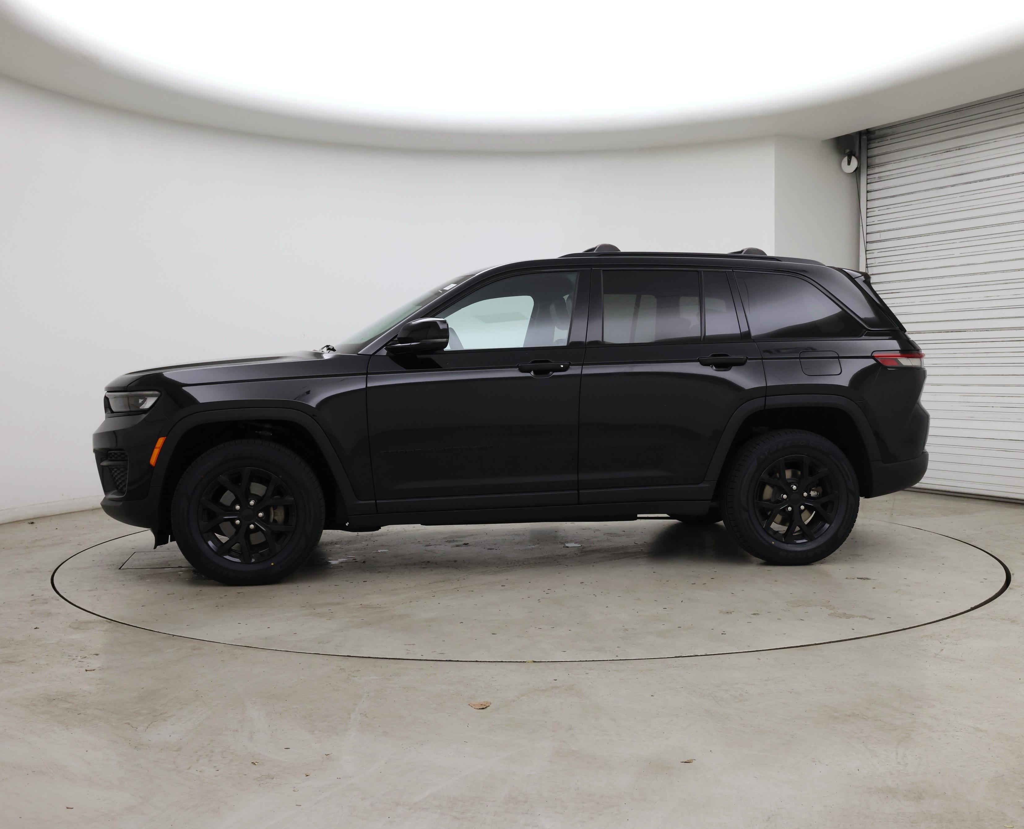 Thumbnail: 2025 Jeep Grand Cherokee - 3
