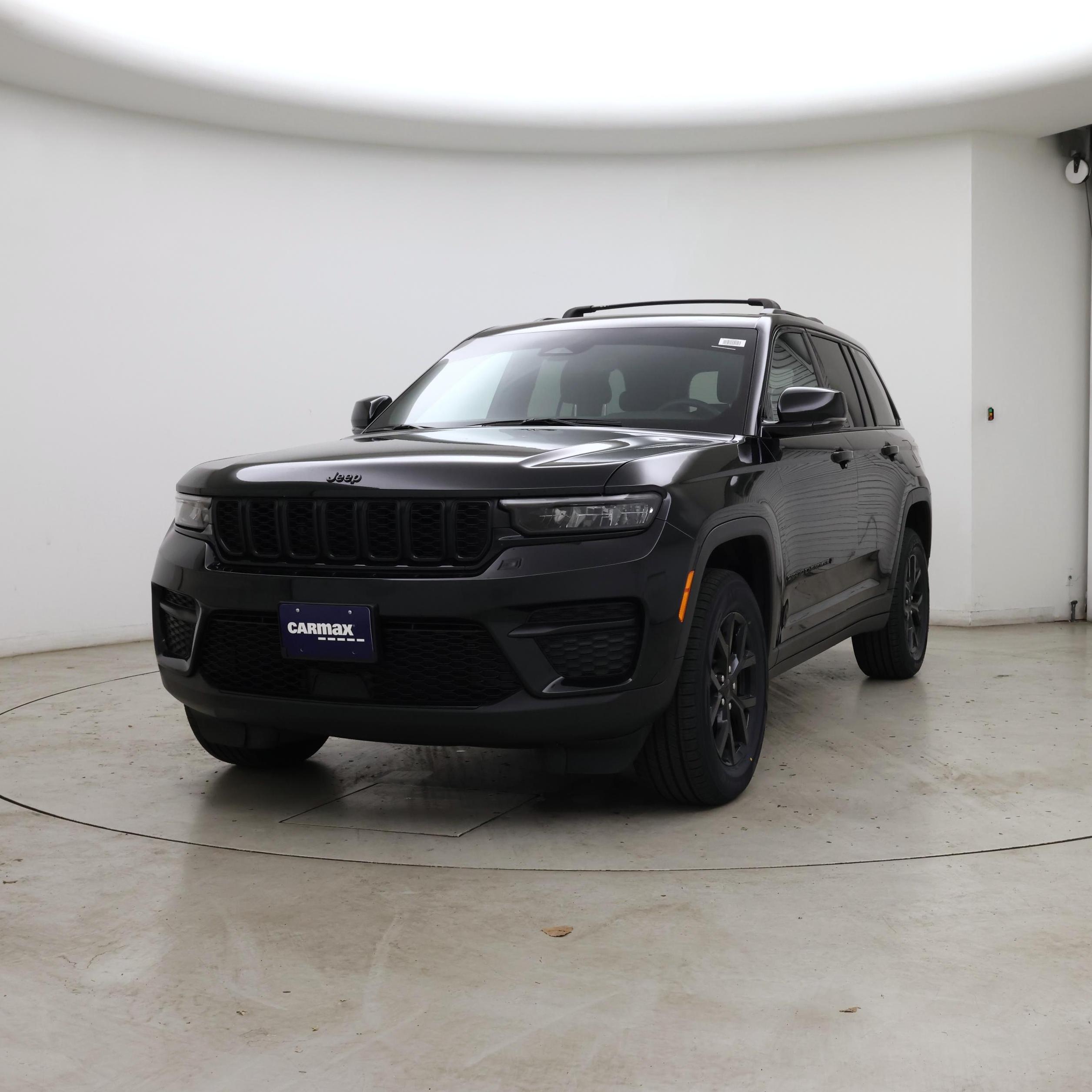 Thumbnail: 2025 Jeep Grand Cherokee - 4