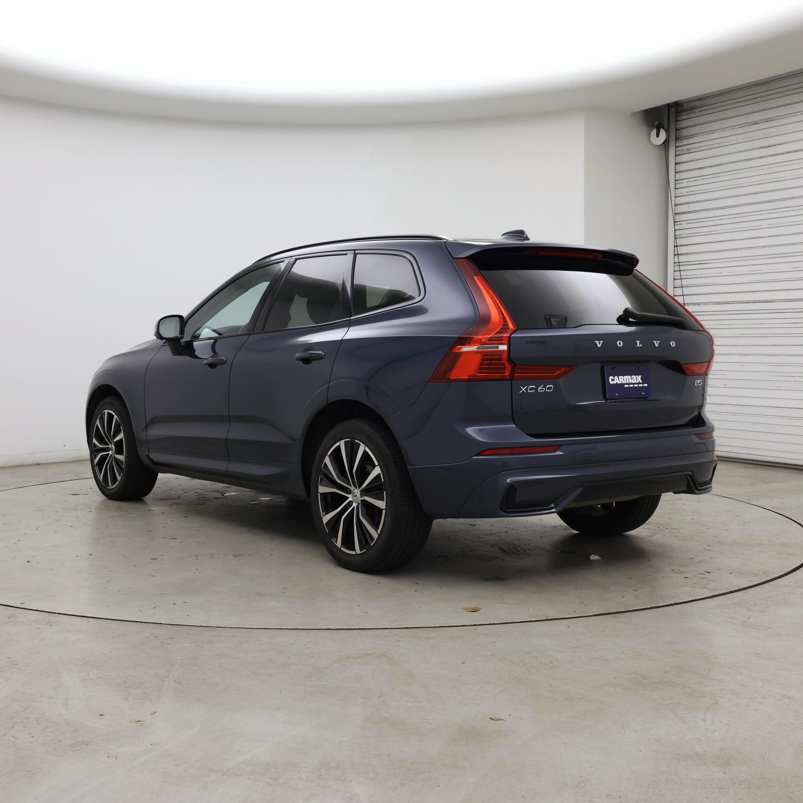 Thumbnail: 2023 Volvo XC60 - 2