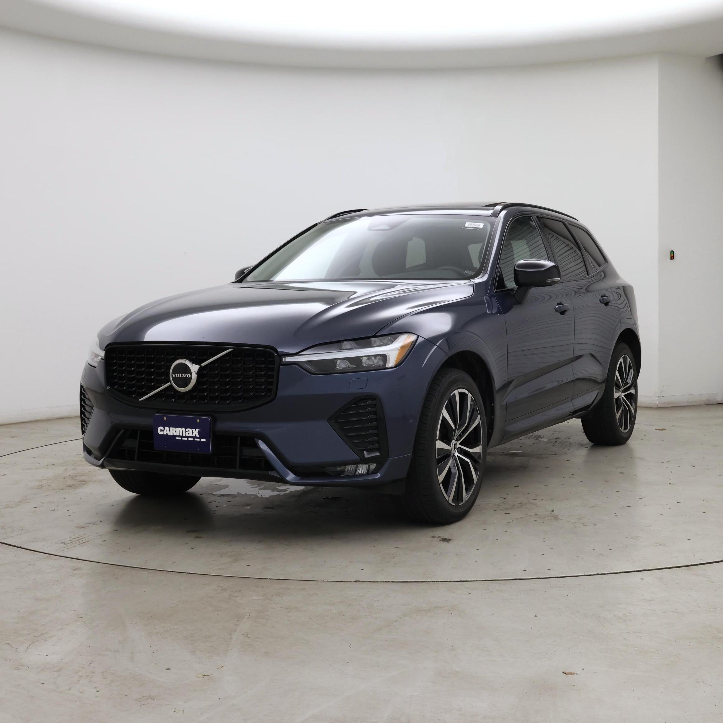 Thumbnail: 2023 Volvo XC60 - 4
