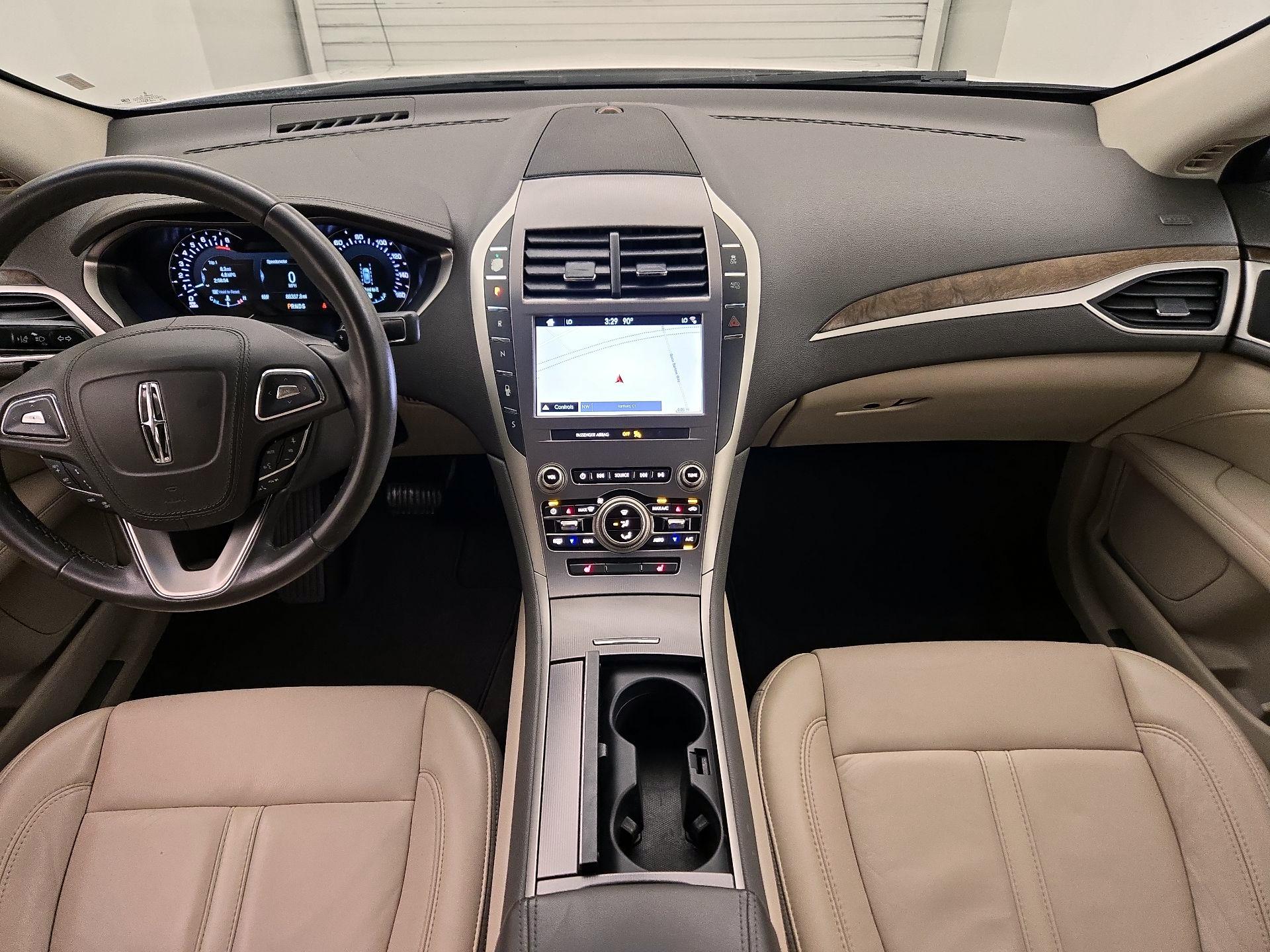 Thumbnail: 2019 Lincoln MKZ - 9