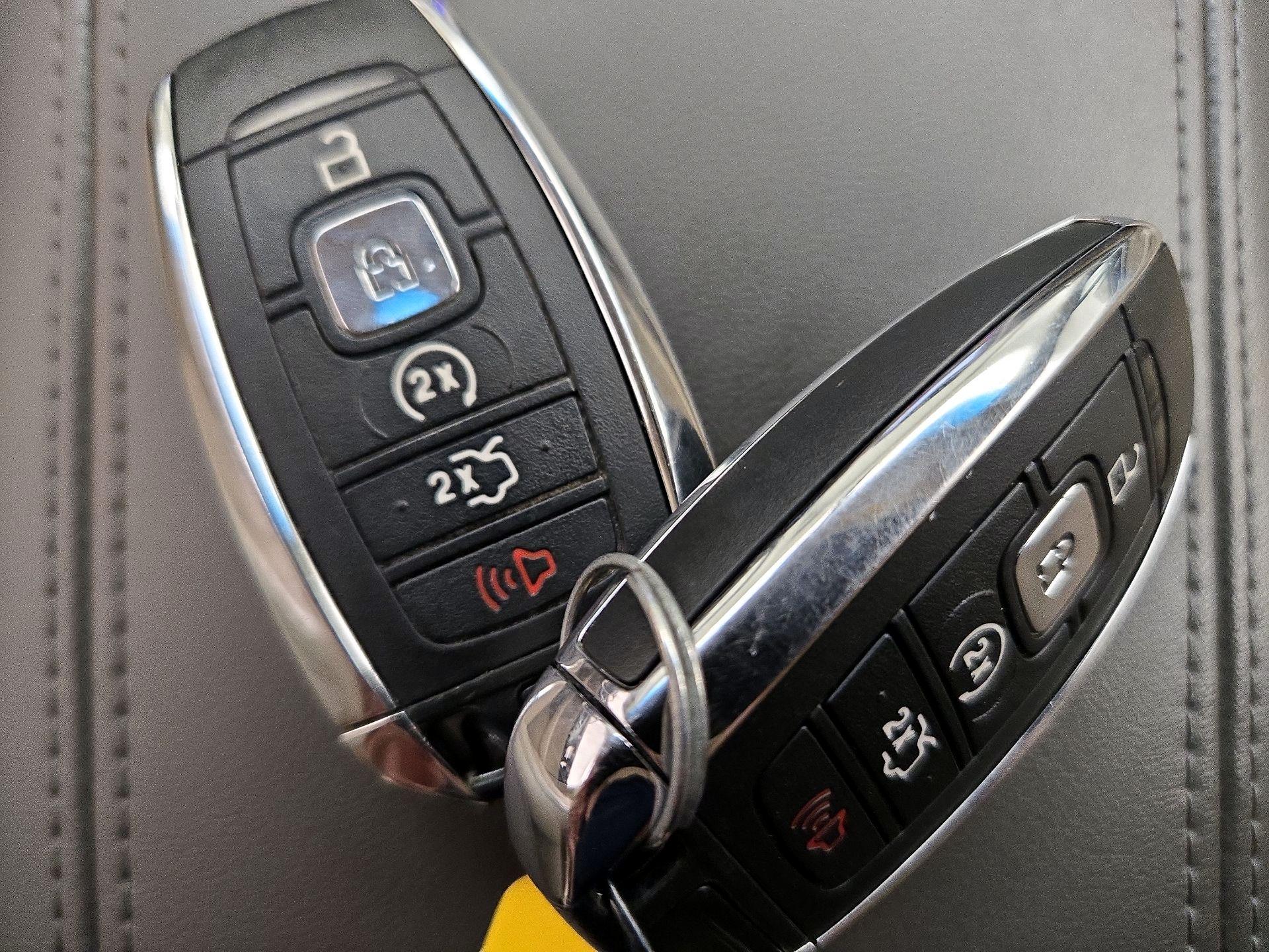 Thumbnail: 2019 Lincoln MKZ - 19
