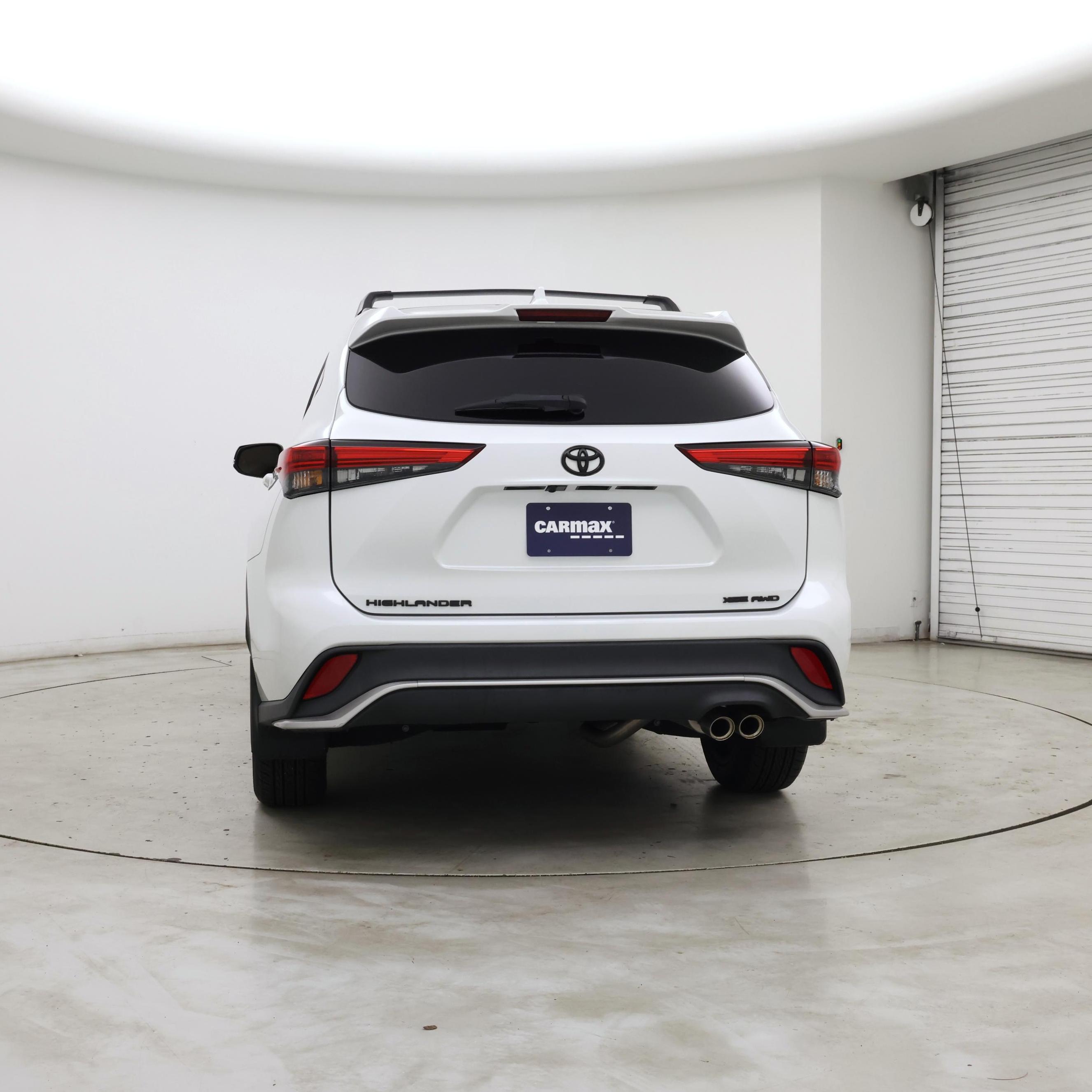 Thumbnail: 2022 Toyota Highlander - 6