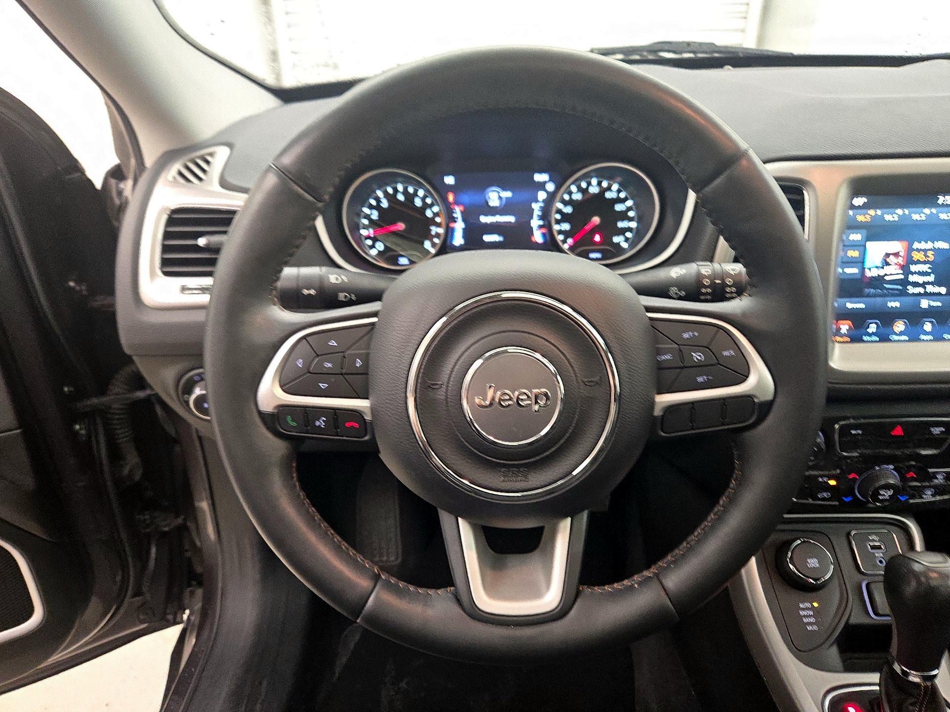Thumbnail: 2017 Jeep Compass - 10