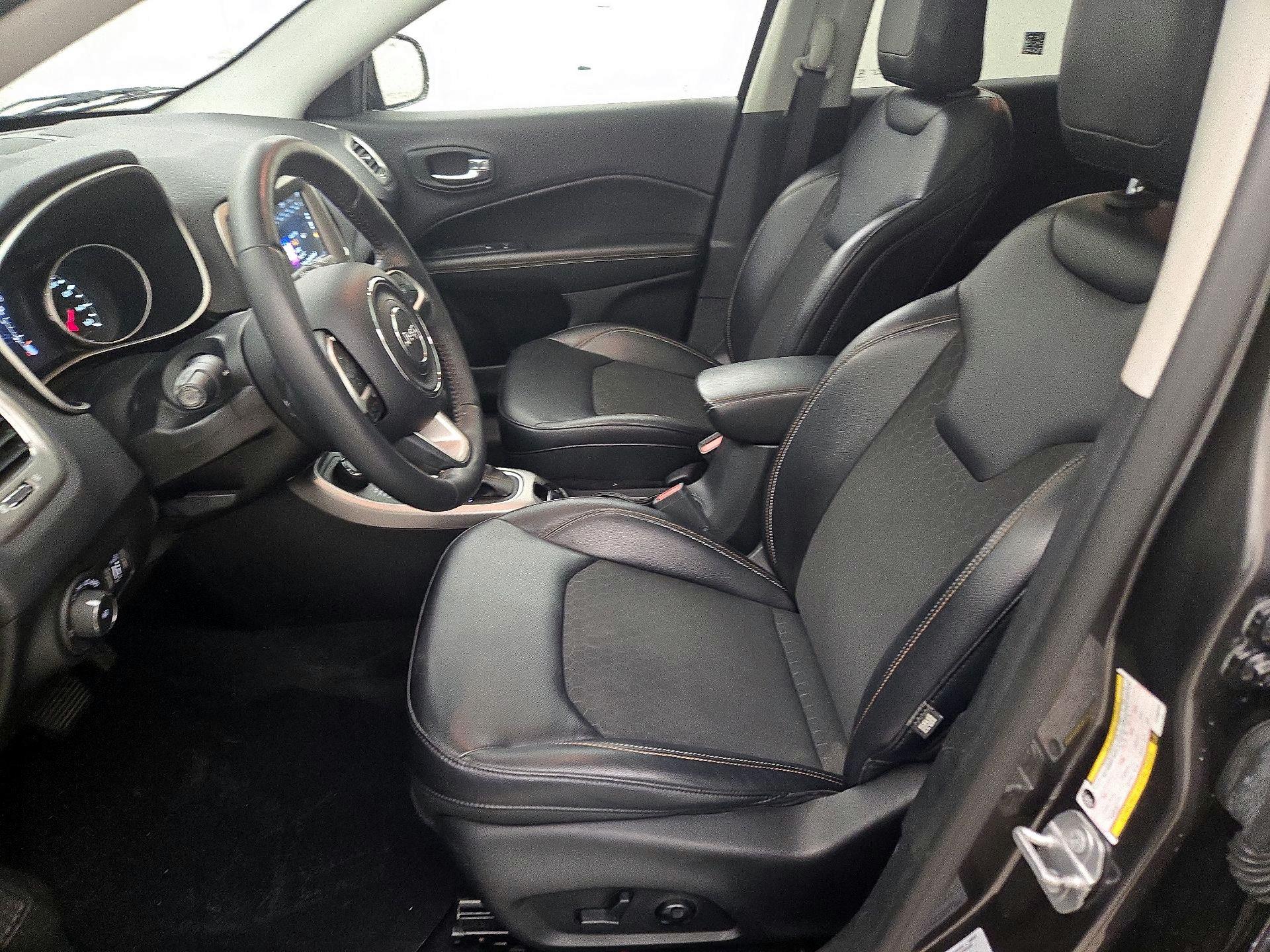 Thumbnail: 2017 Jeep Compass - 11