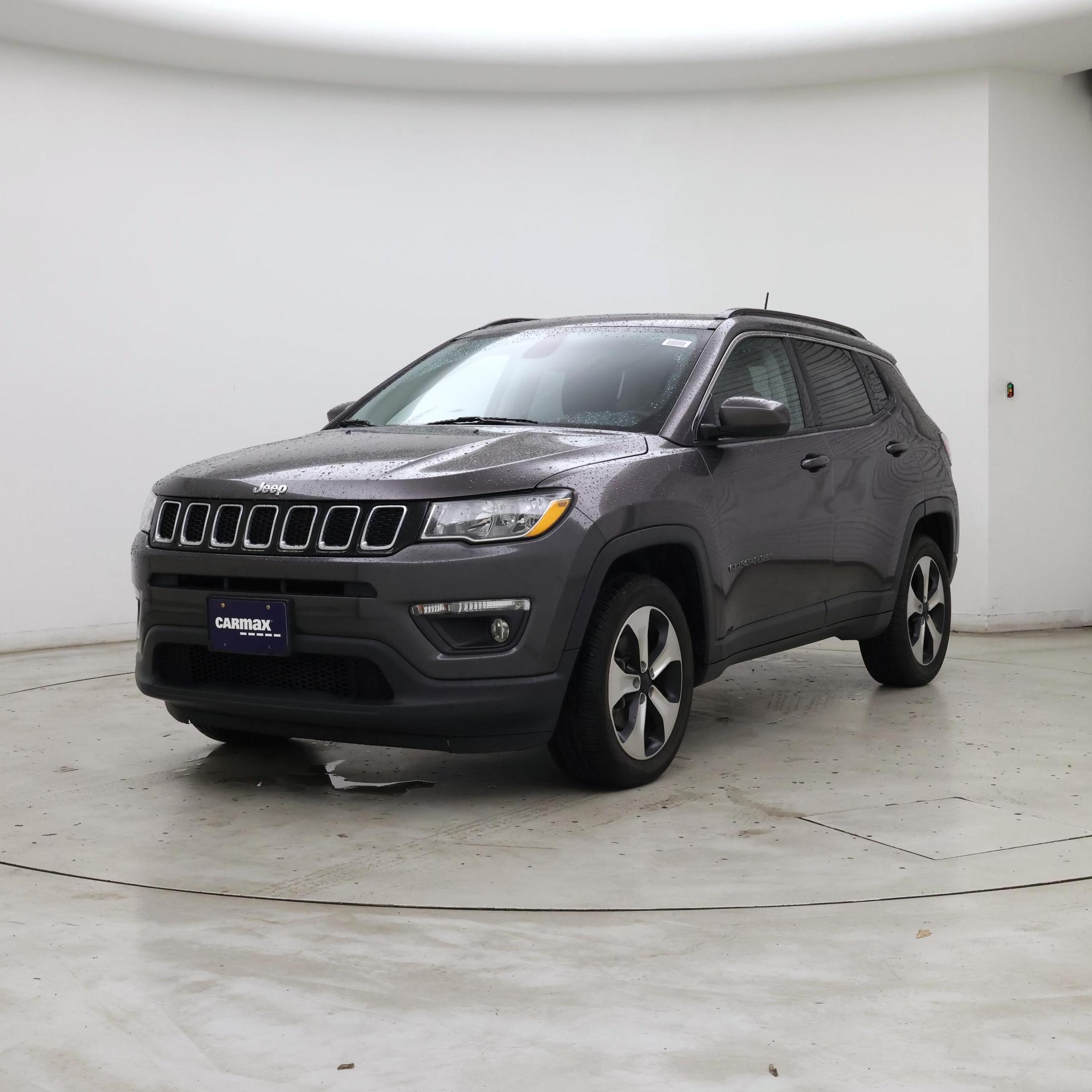 Thumbnail: 2017 Jeep Compass - 4