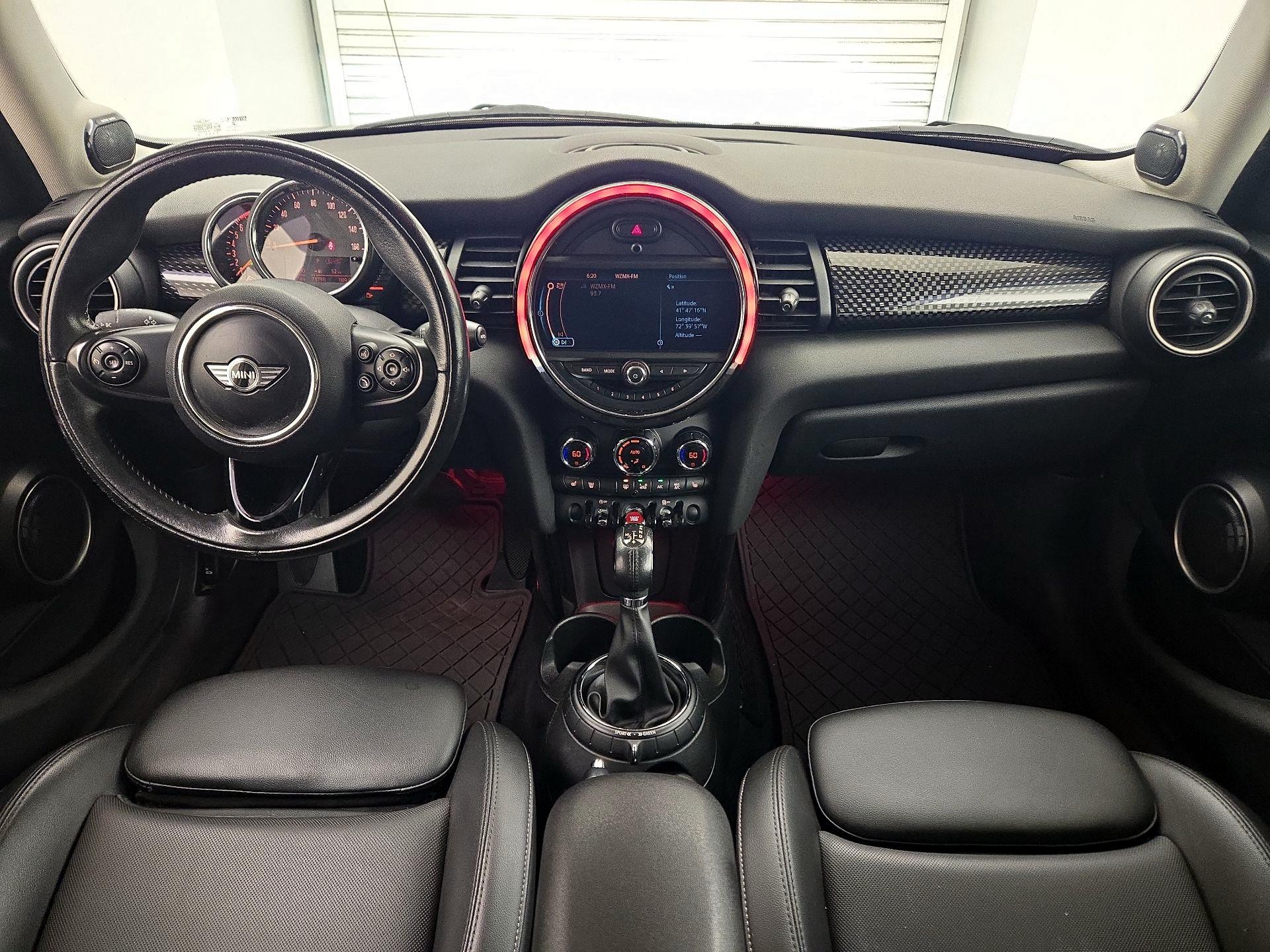 Thumbnail: 2015 MINI Cooper Hardtop - 9