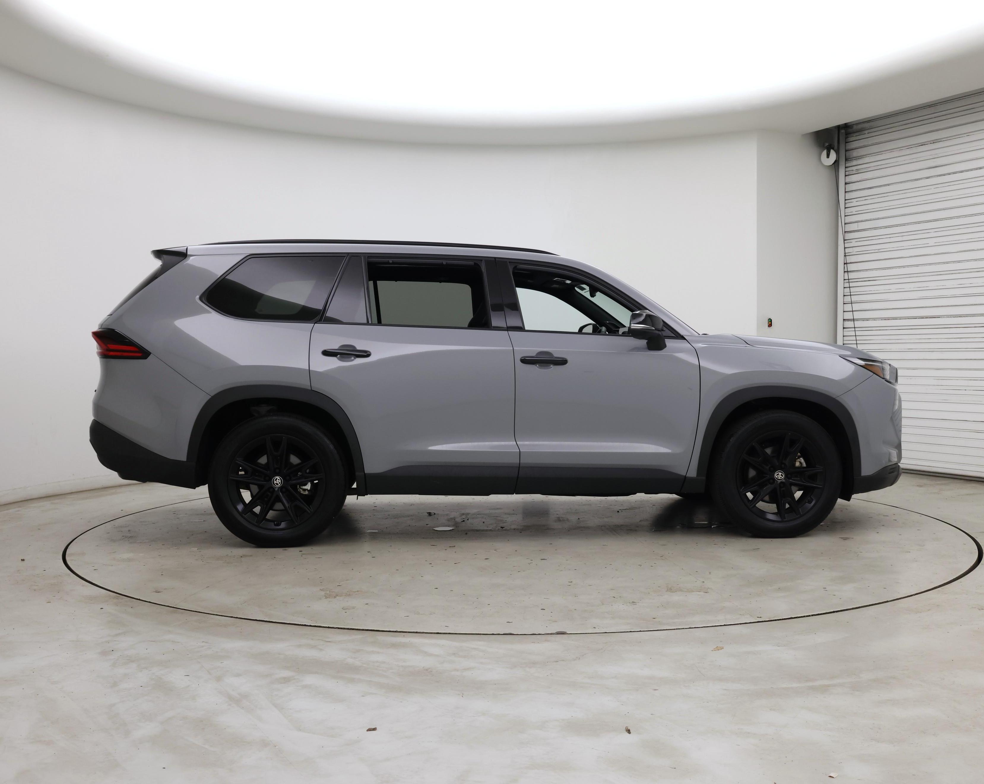 Thumbnail: 2026 Toyota Highlander - 7