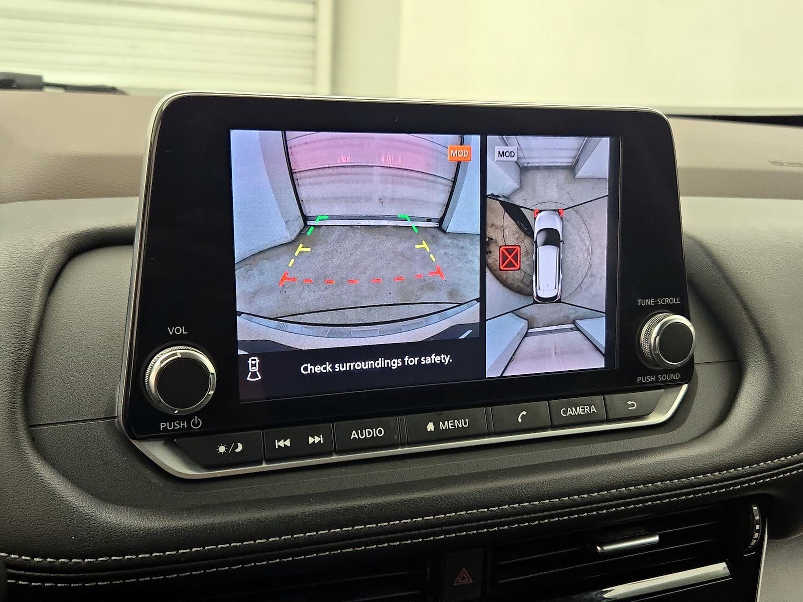 2021 Nissan Rogue SV - Photo 14