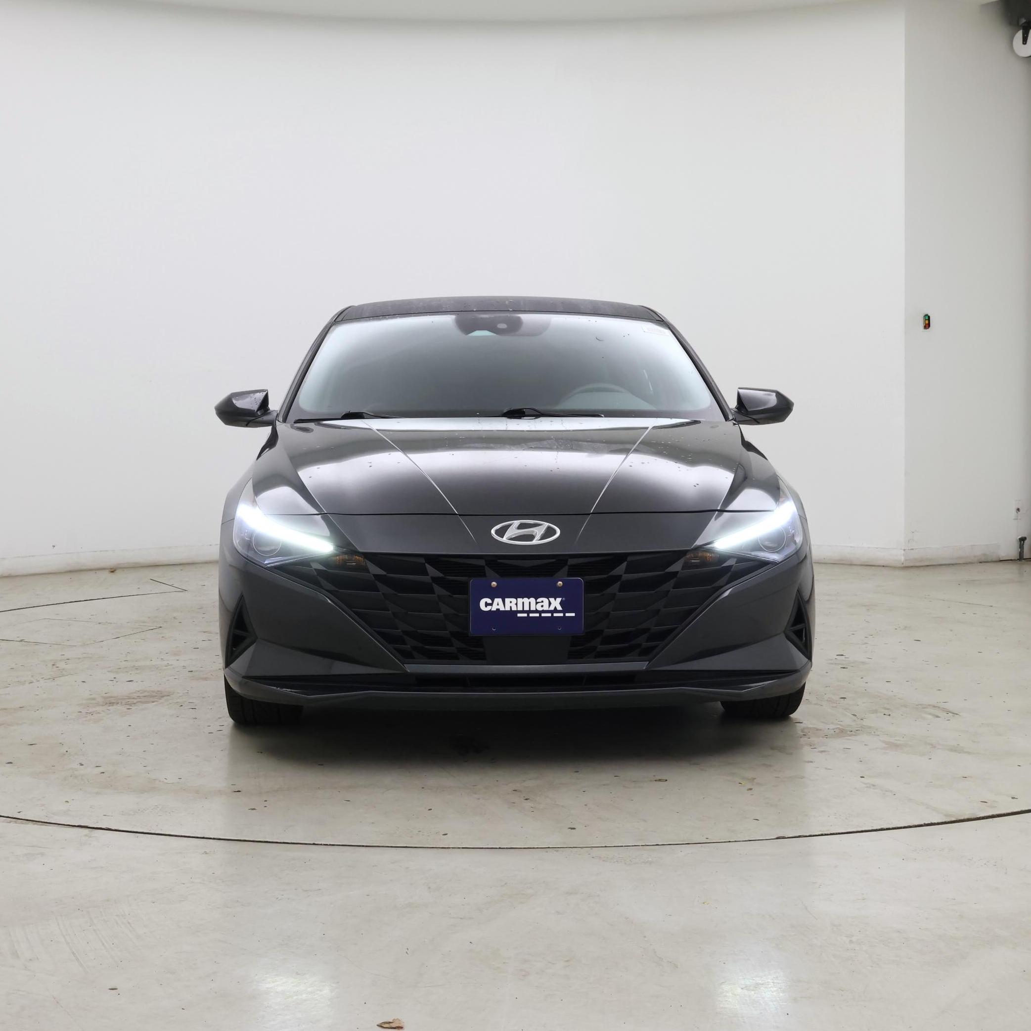 Thumbnail: 2023 Hyundai Elantra - 5