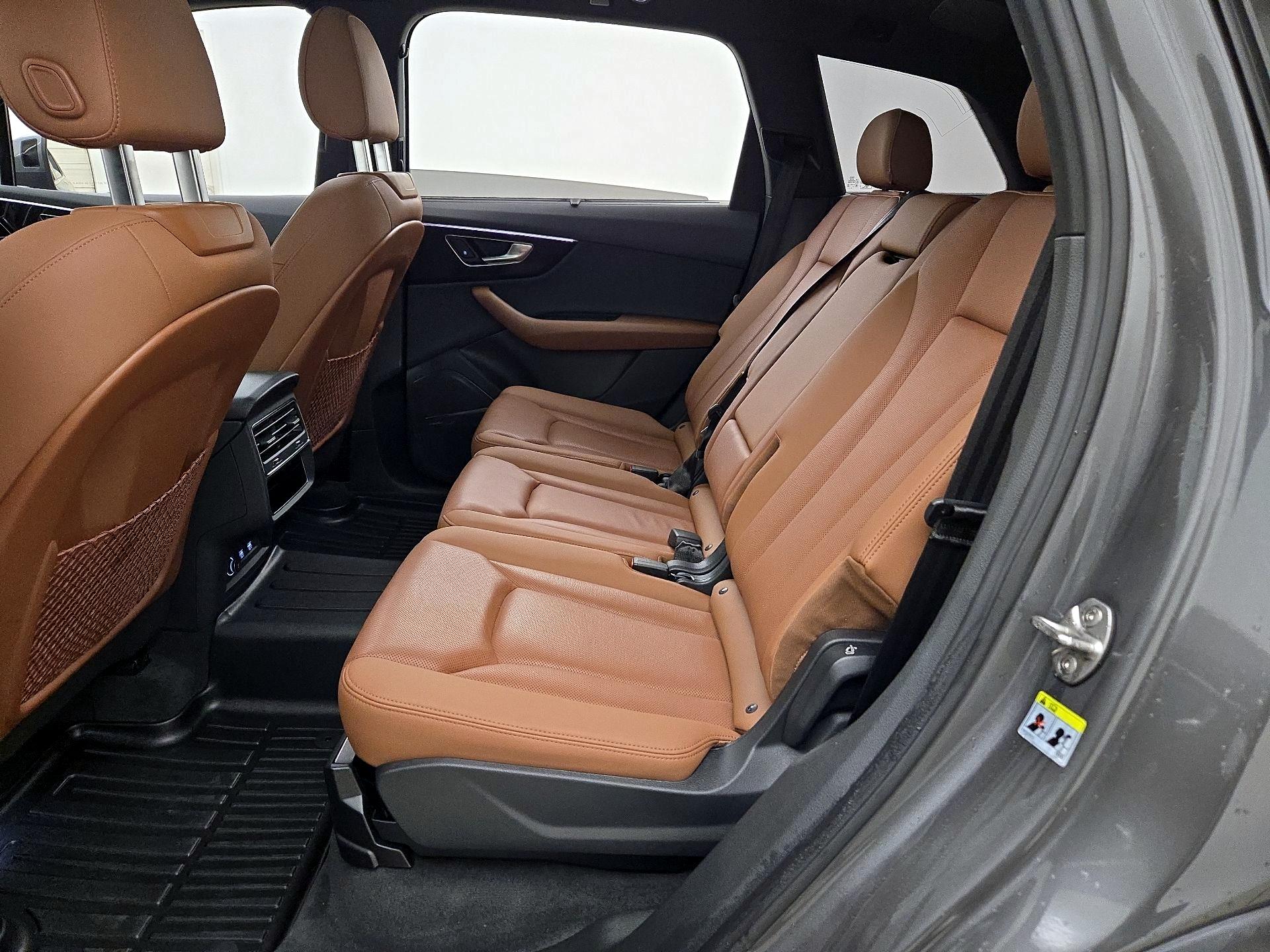 Thumbnail: 2020 Audi Q7 - 18