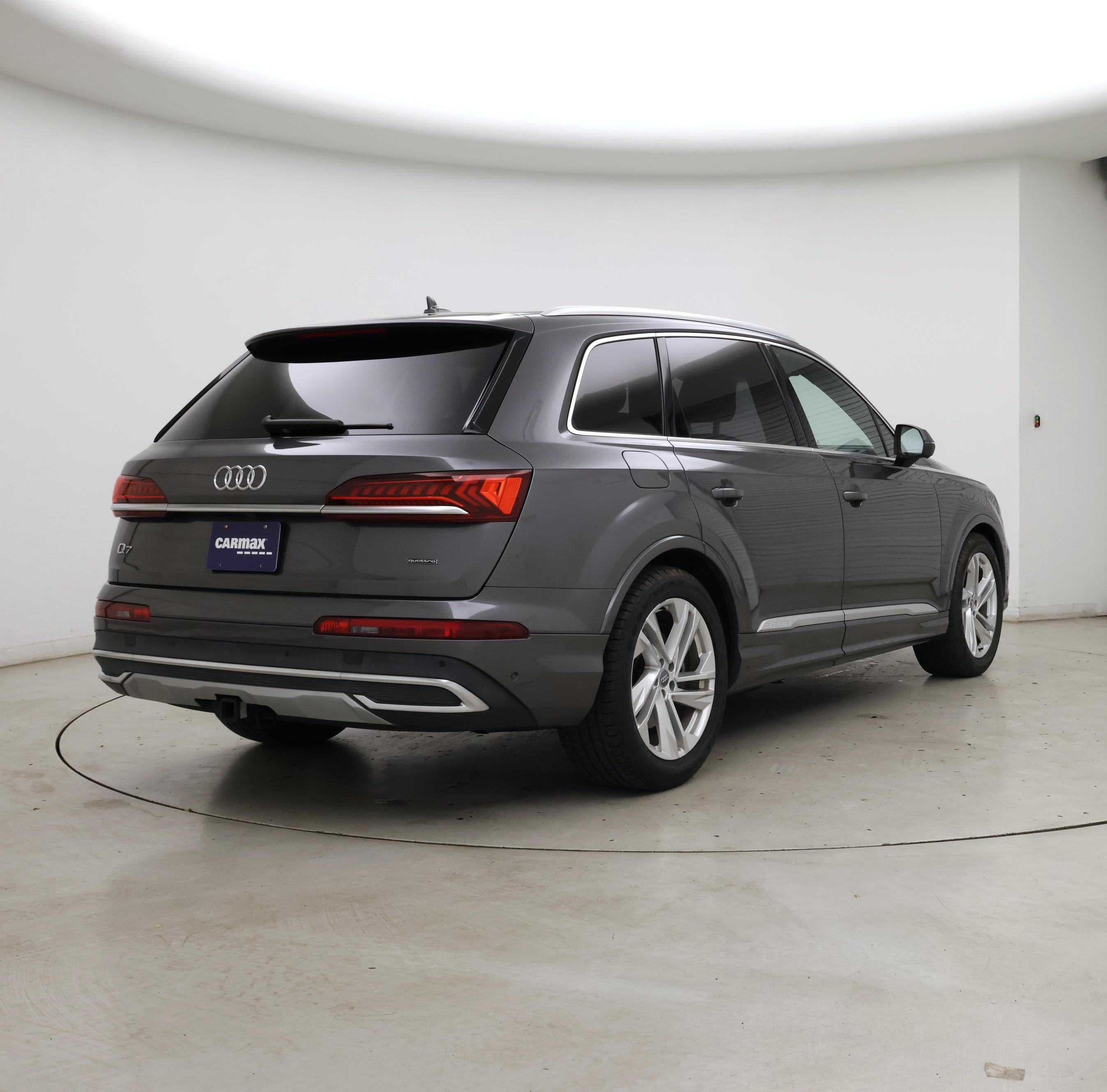 Thumbnail: 2020 Audi Q7 - 8