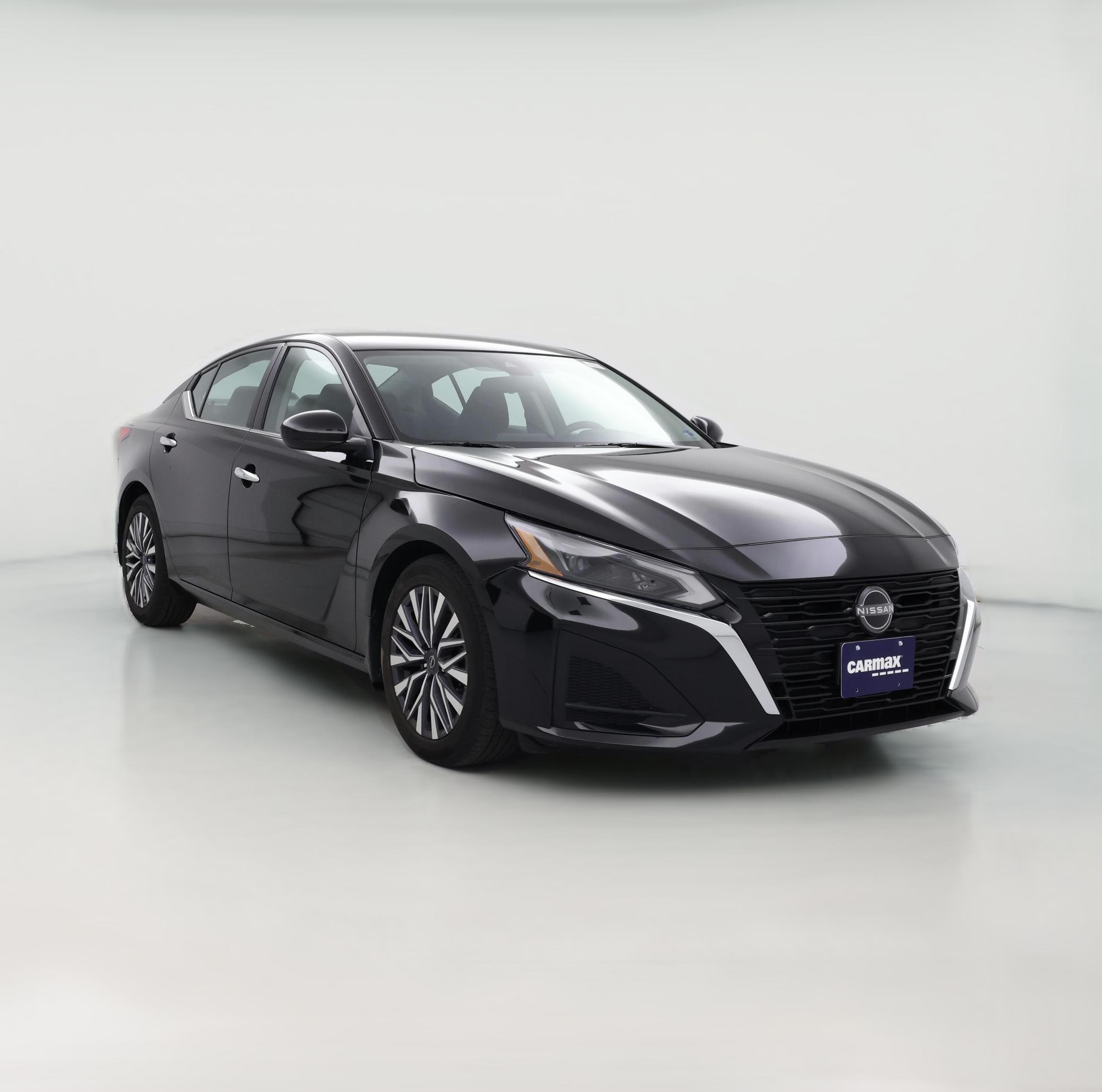 Thumbnail: 2023 Nissan Altima - 1